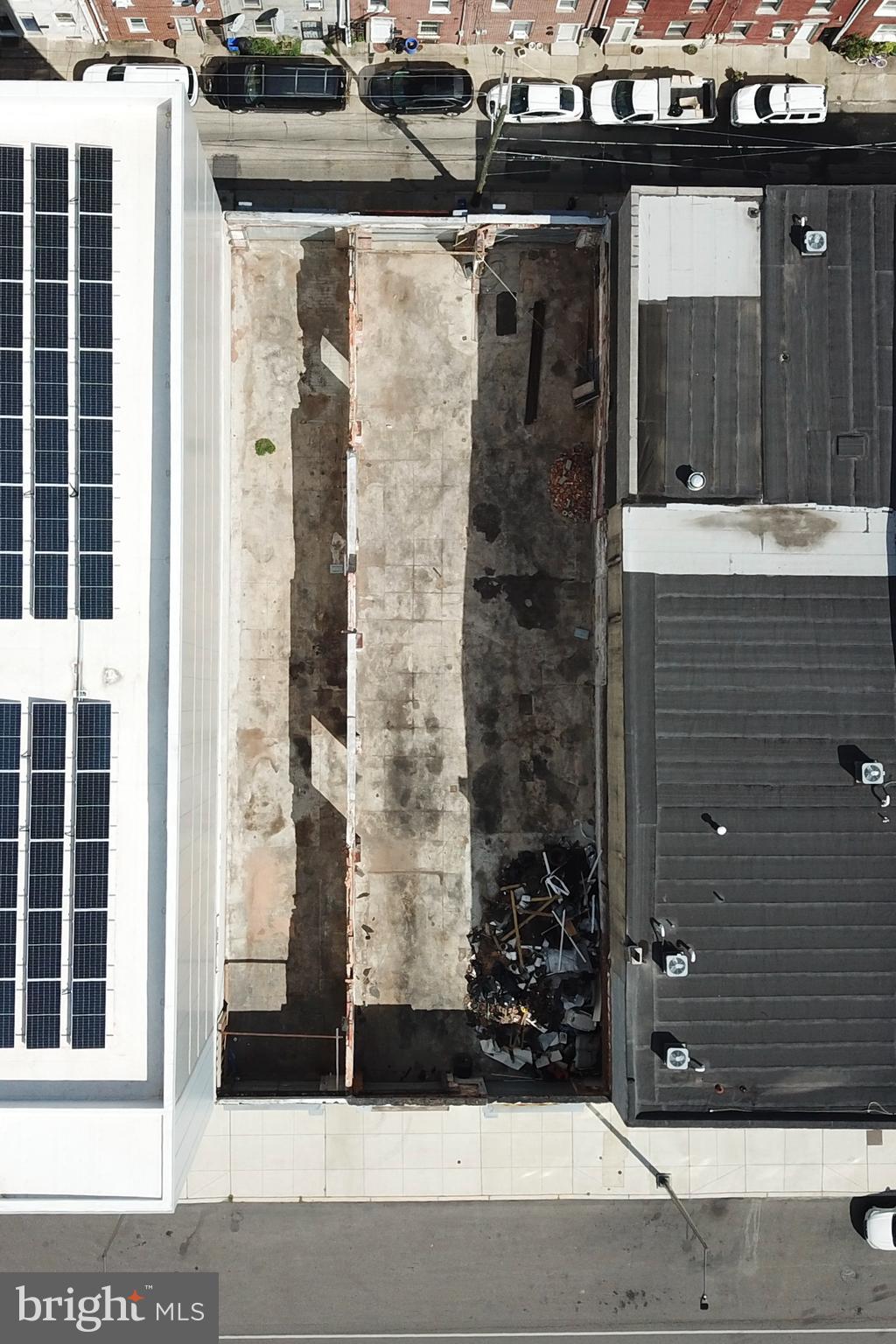 1621 N AMERICAN STREET