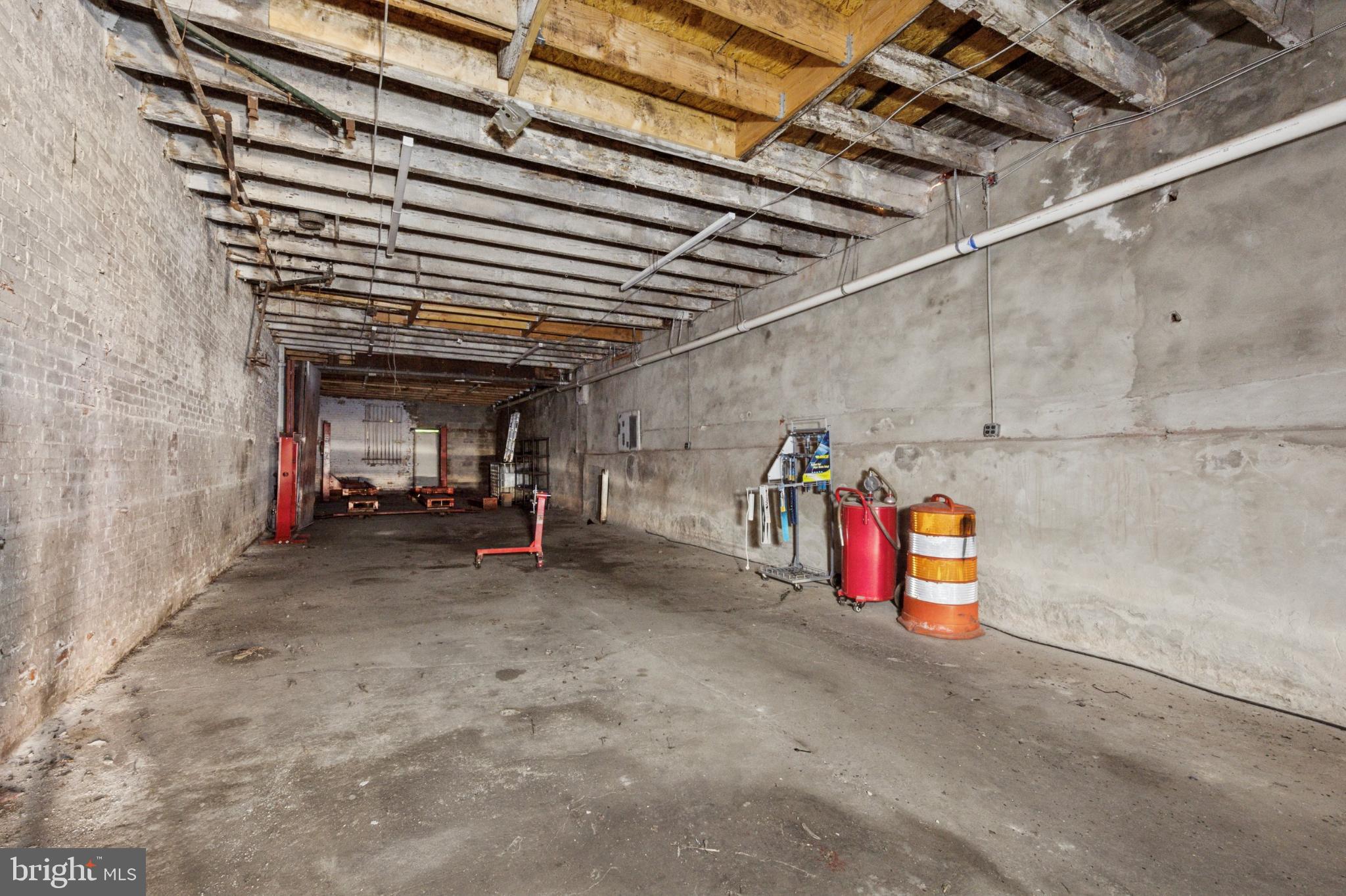 5514 CHESTNUT STREET