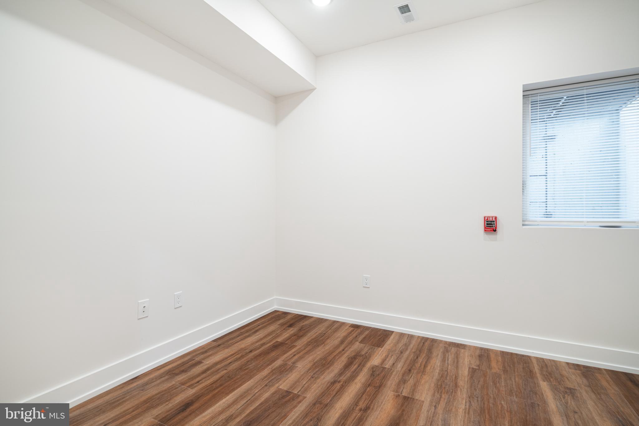 212 MANHEIM STREET 1