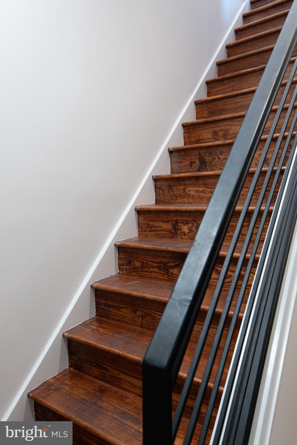 212 MANHEIM STREET 1