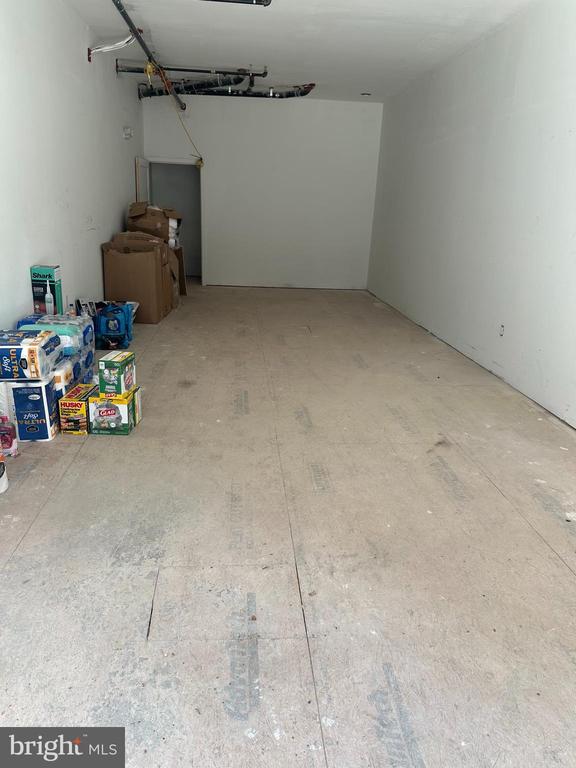 737 WALNUT STREET