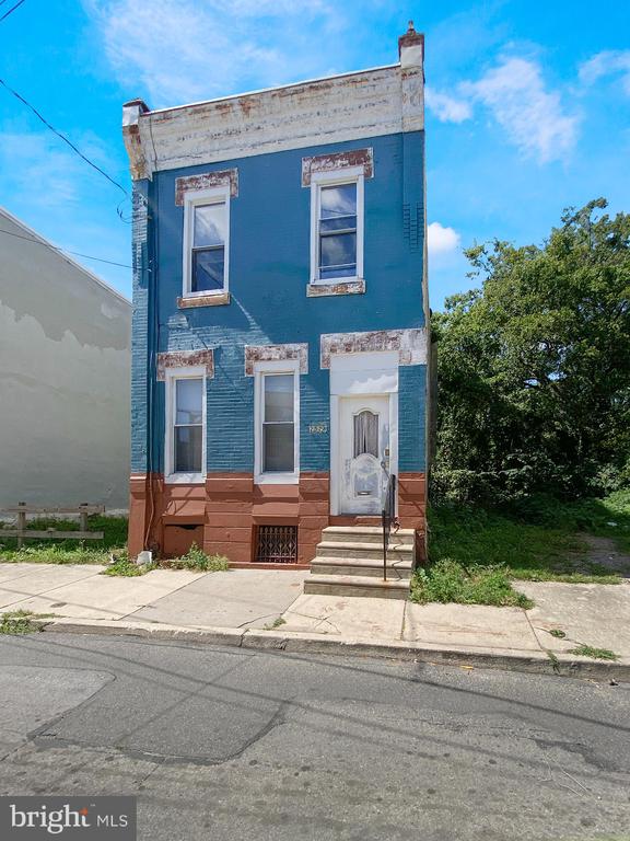 2528 PAGE STREET