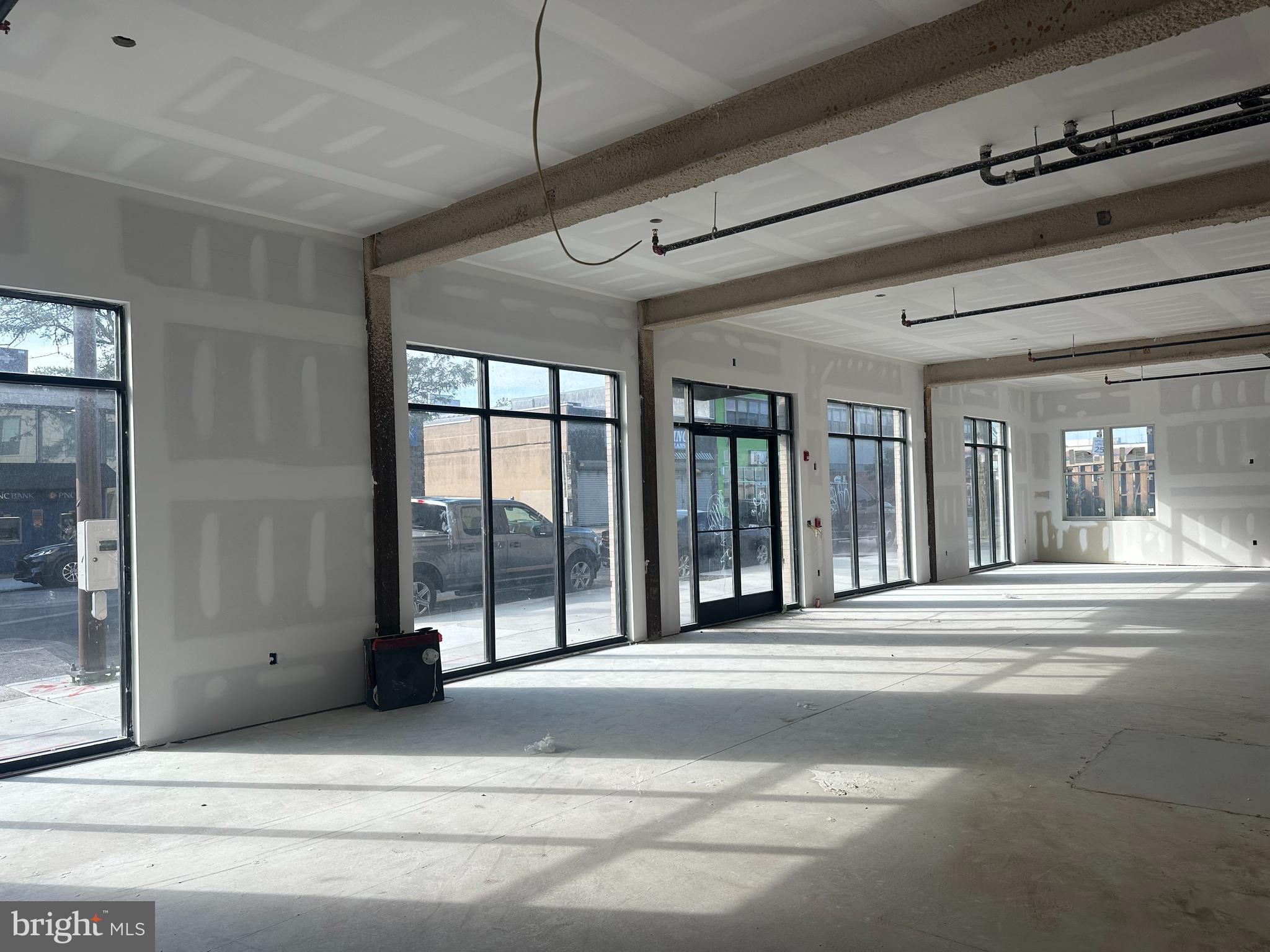 139 W CHELTEN AVENUE