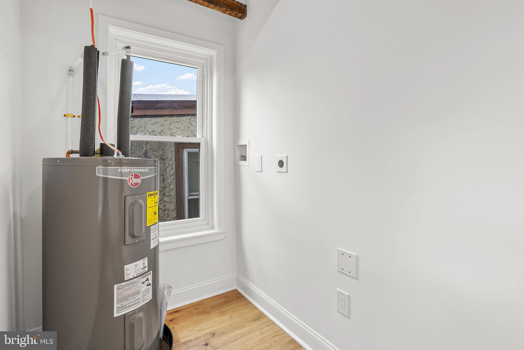 3514 W ALLEGHENY AVENUE