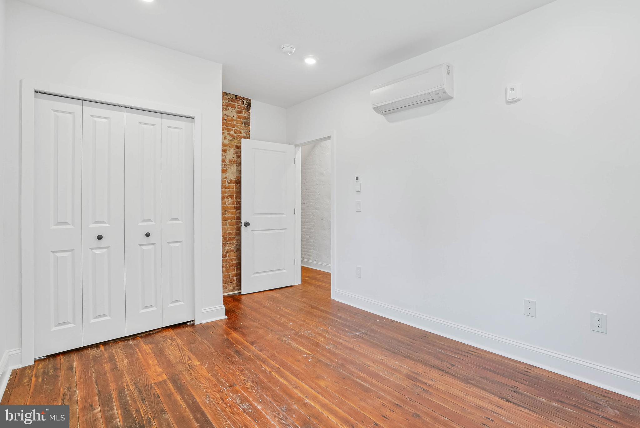 3514 W ALLEGHENY AVENUE