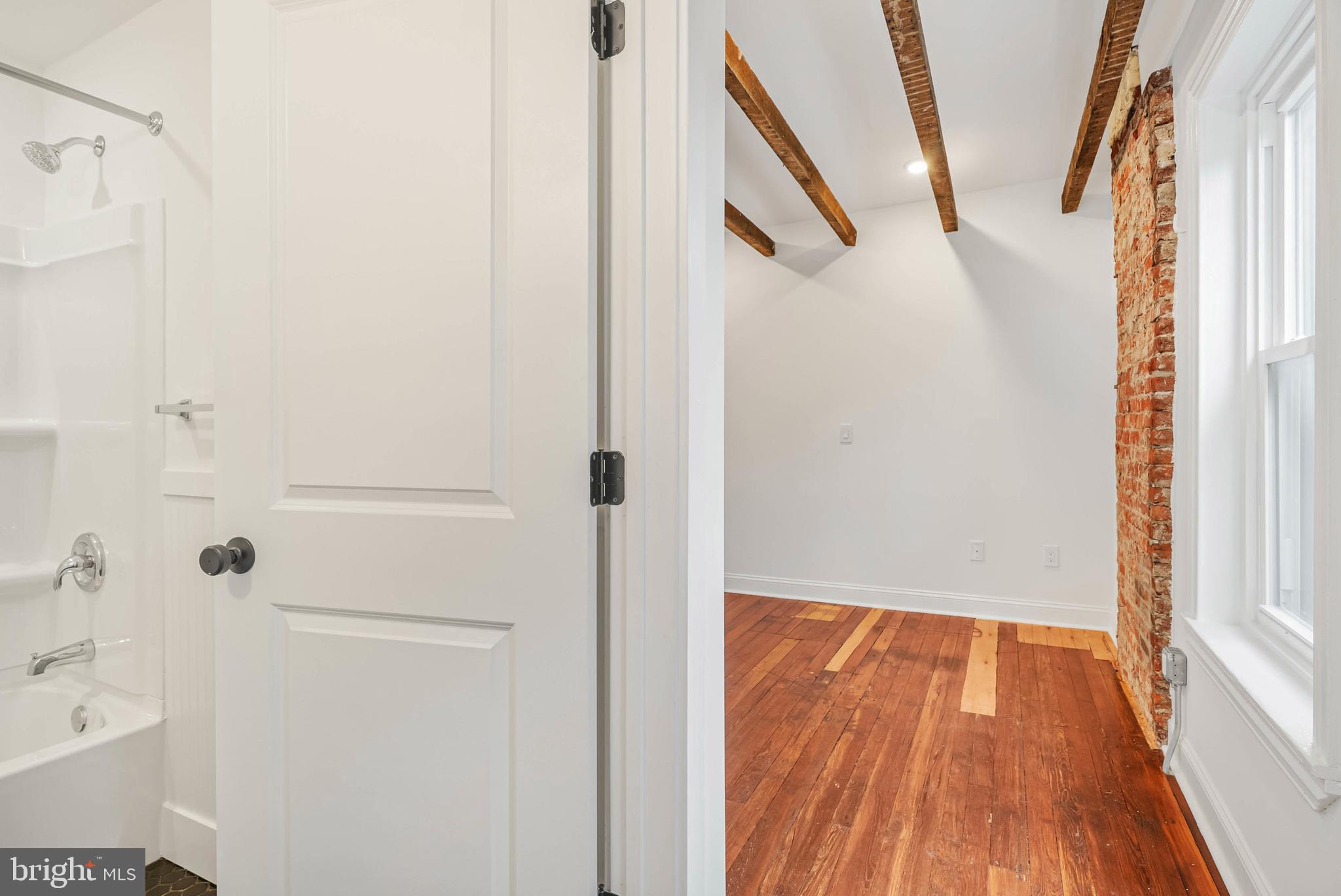 3514 W ALLEGHENY AVENUE