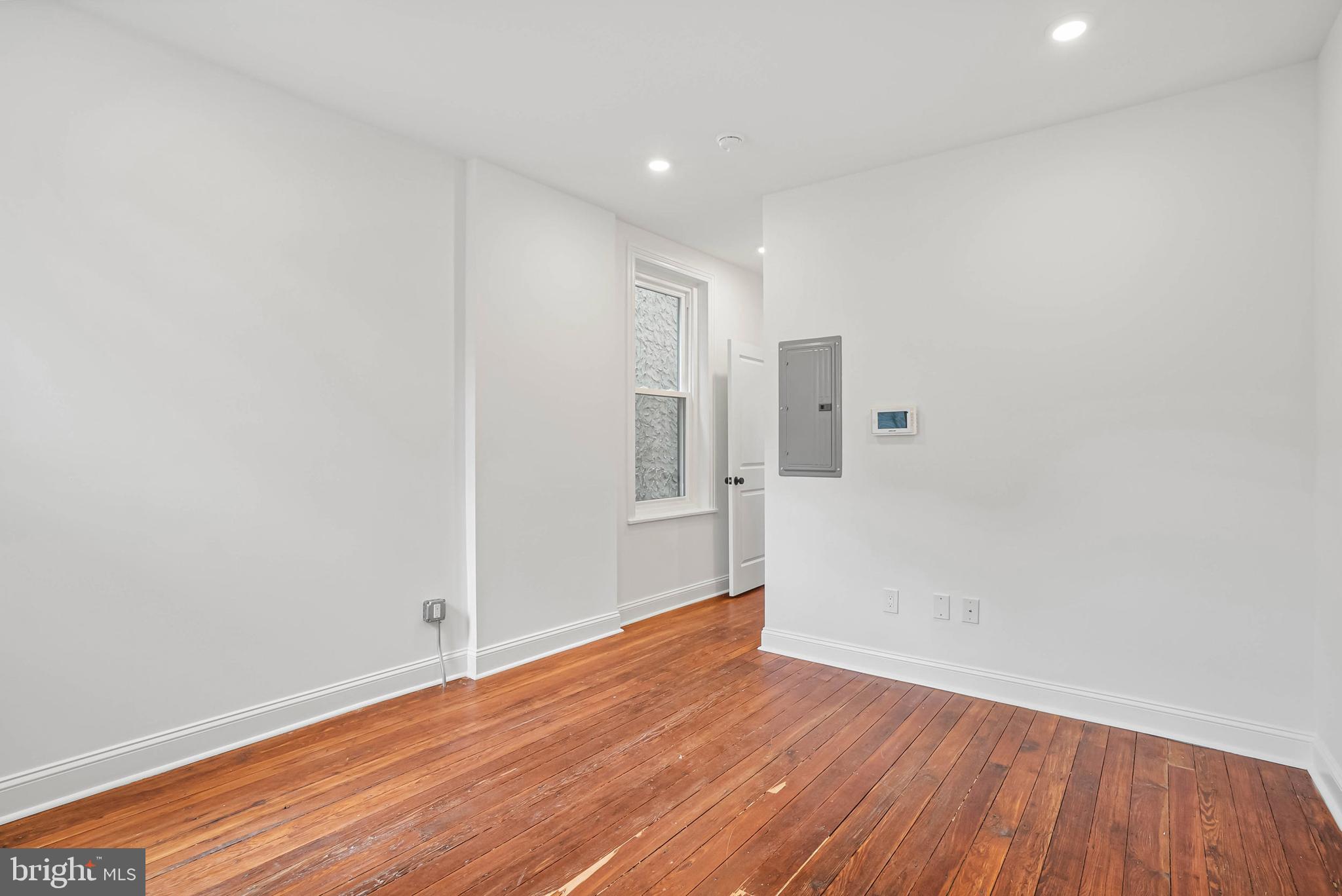 3514 W ALLEGHENY AVENUE