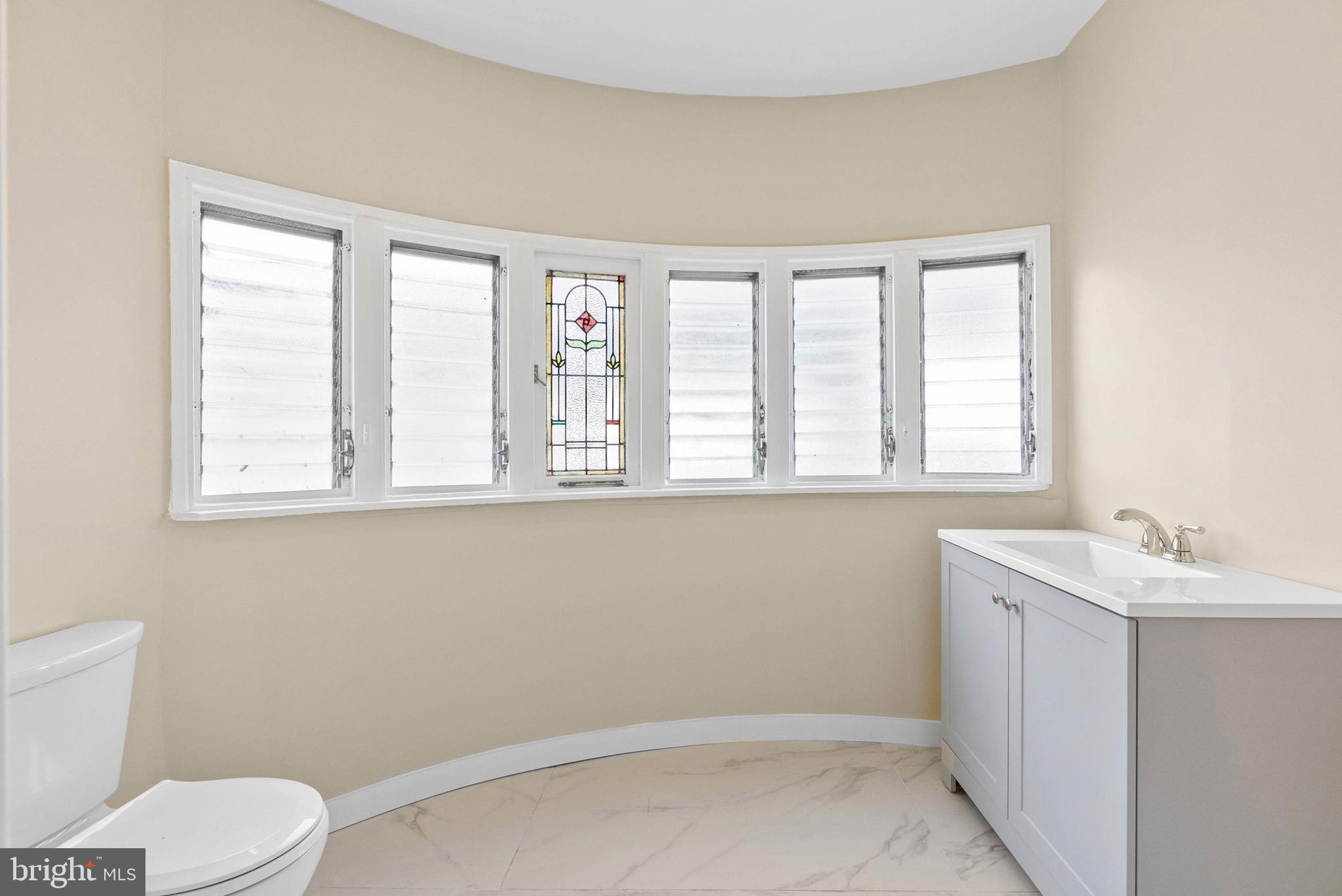 6121 COBBS CREEK PARKWAY