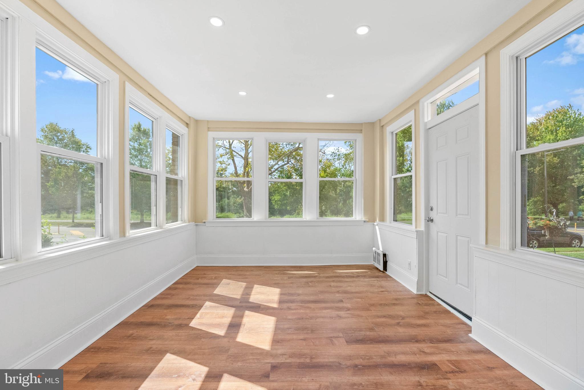 6121 COBBS CREEK PARKWAY