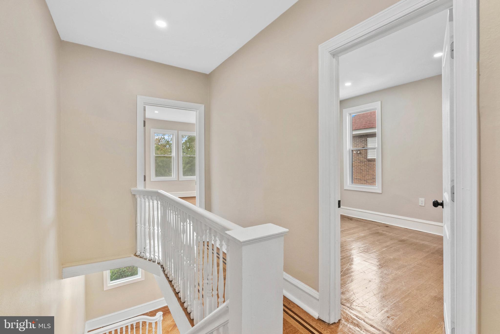 6121 COBBS CREEK PARKWAY