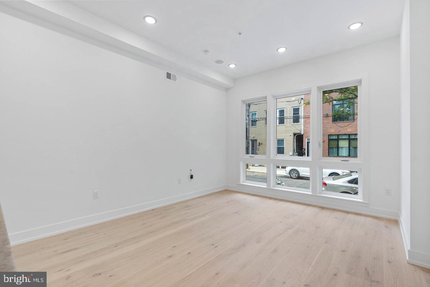 1338 N FRANKLIN STREET A