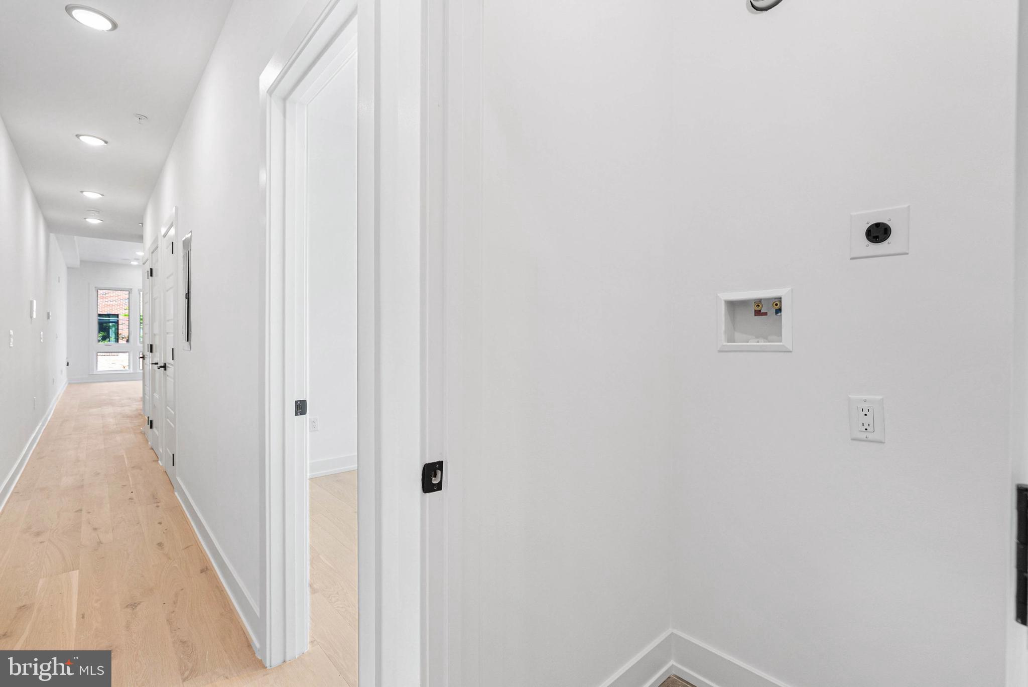 1338 N FRANKLIN STREET B