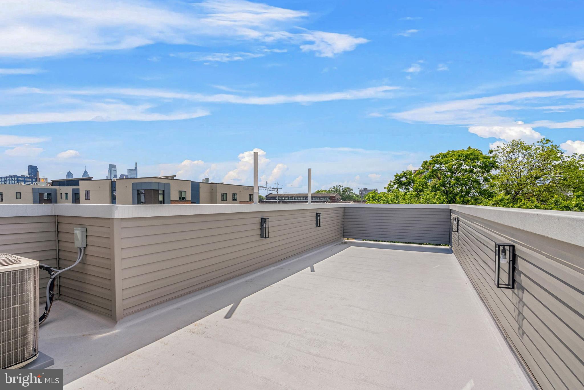 1338 N FRANKLIN STREET C