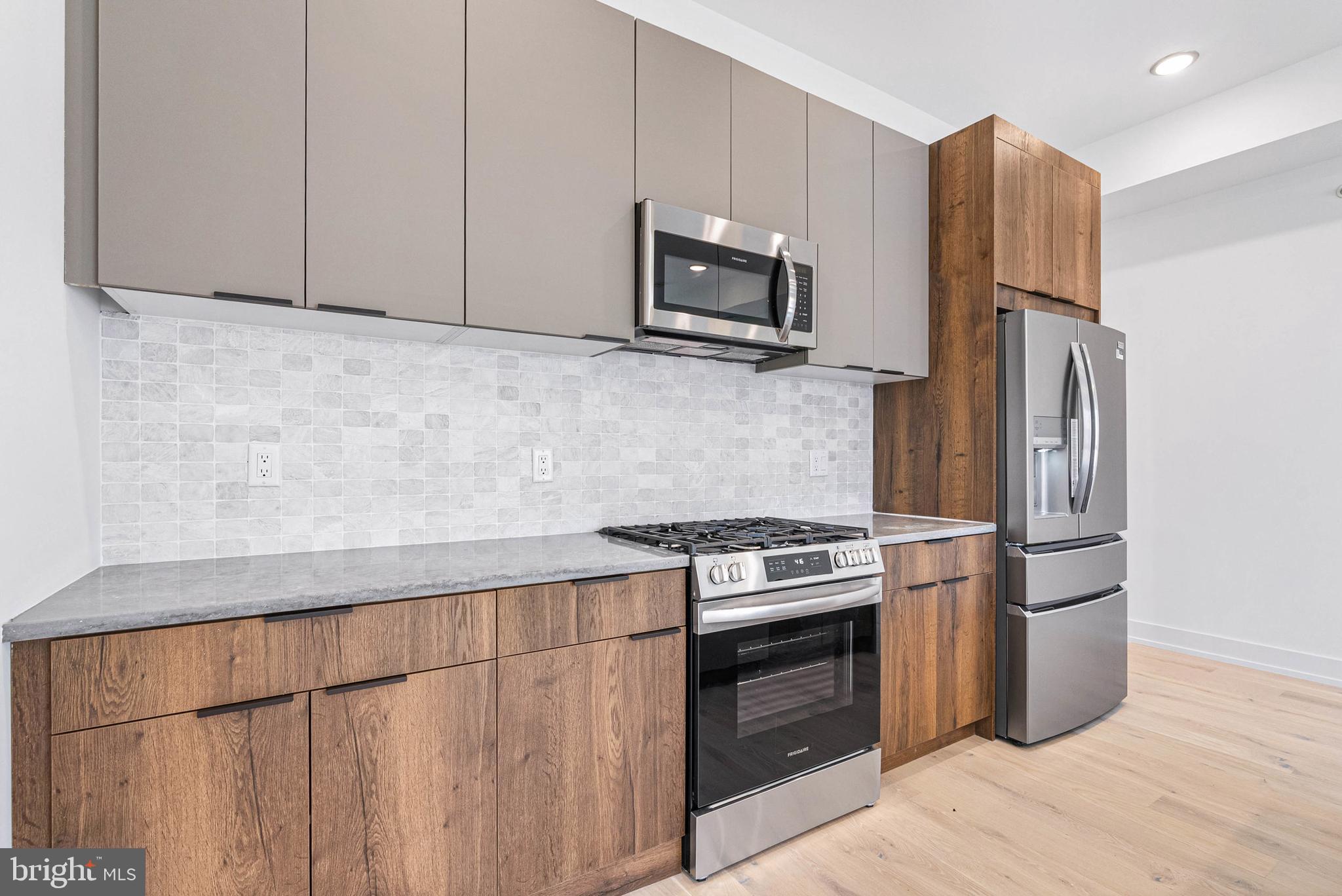 1338 N FRANKLIN STREET C