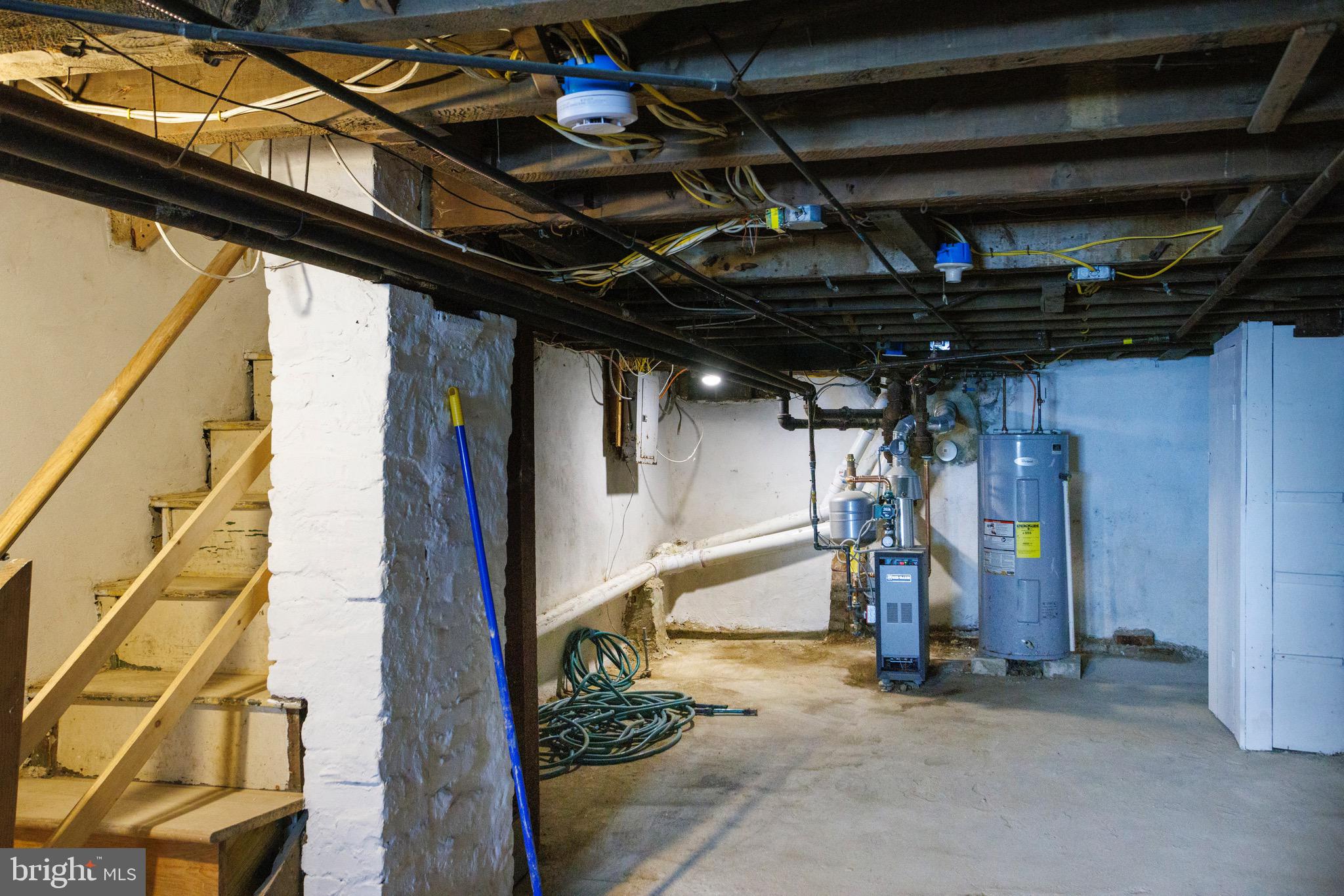 5958 N NORWOOD STREET