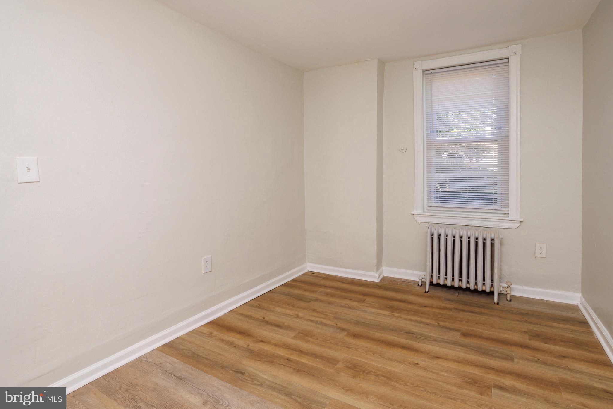 5958 N NORWOOD STREET