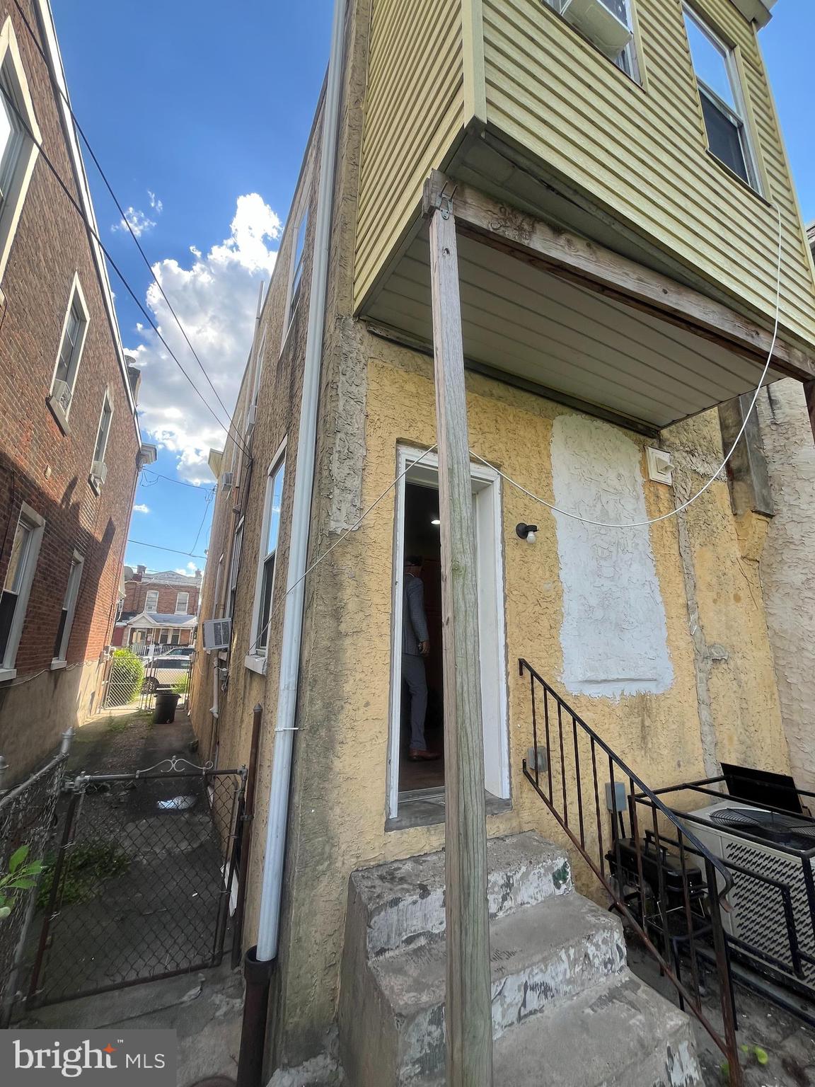 5917 HAVERFORD AVENUE