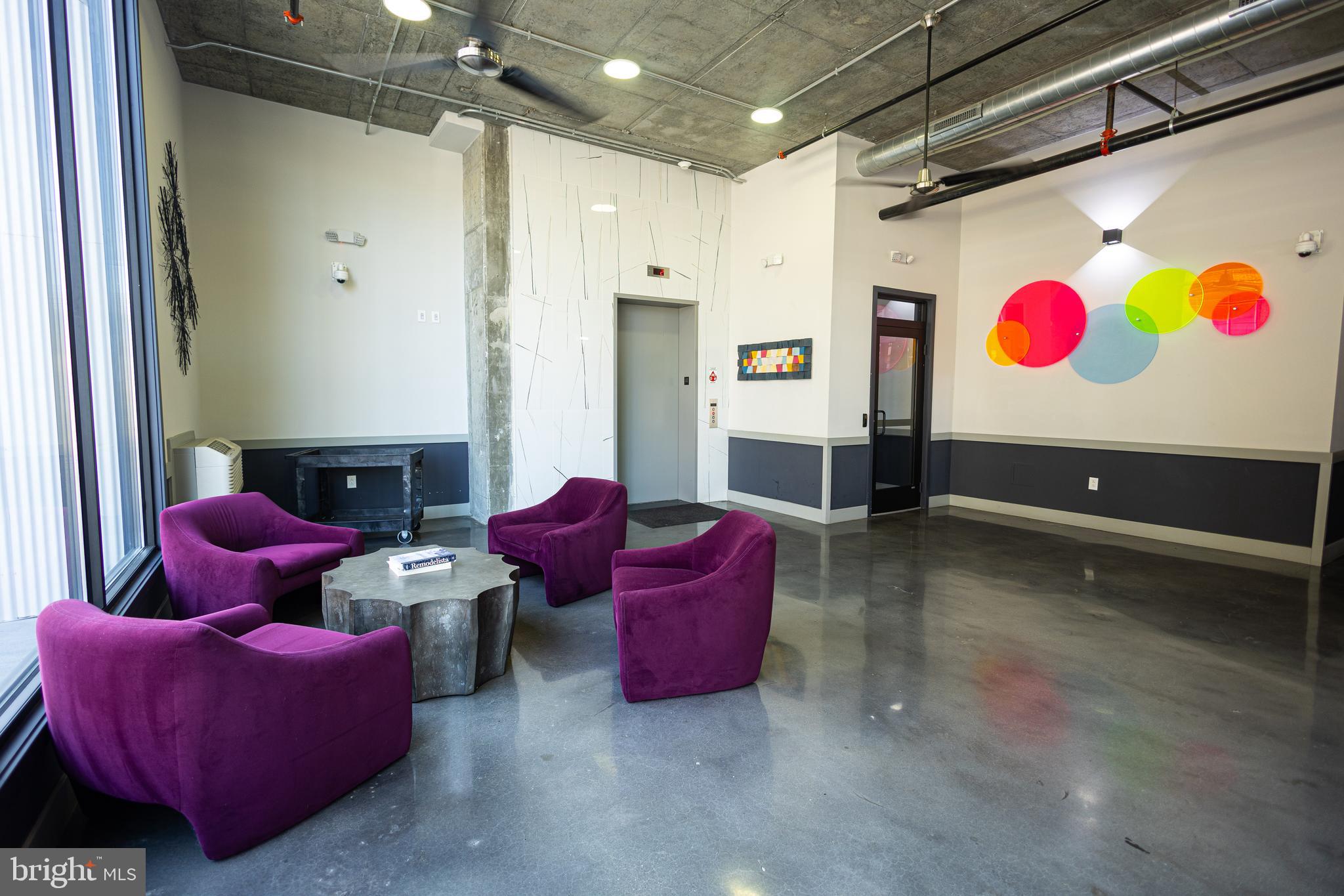 1810 E VENANGO STREET