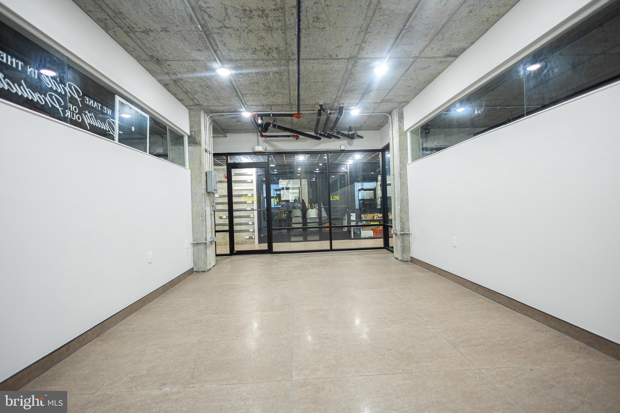 1810 E VENANGO STREET