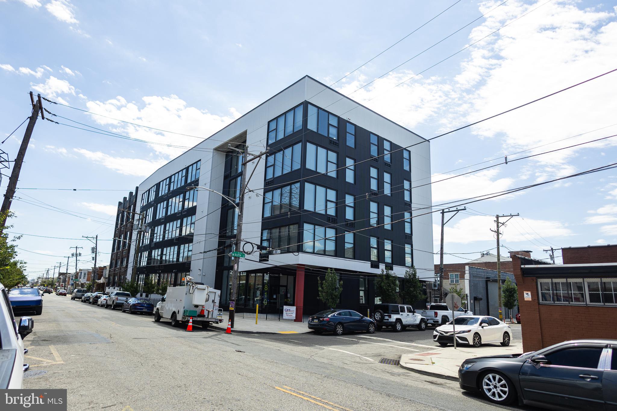 1810 E VENANGO STREET