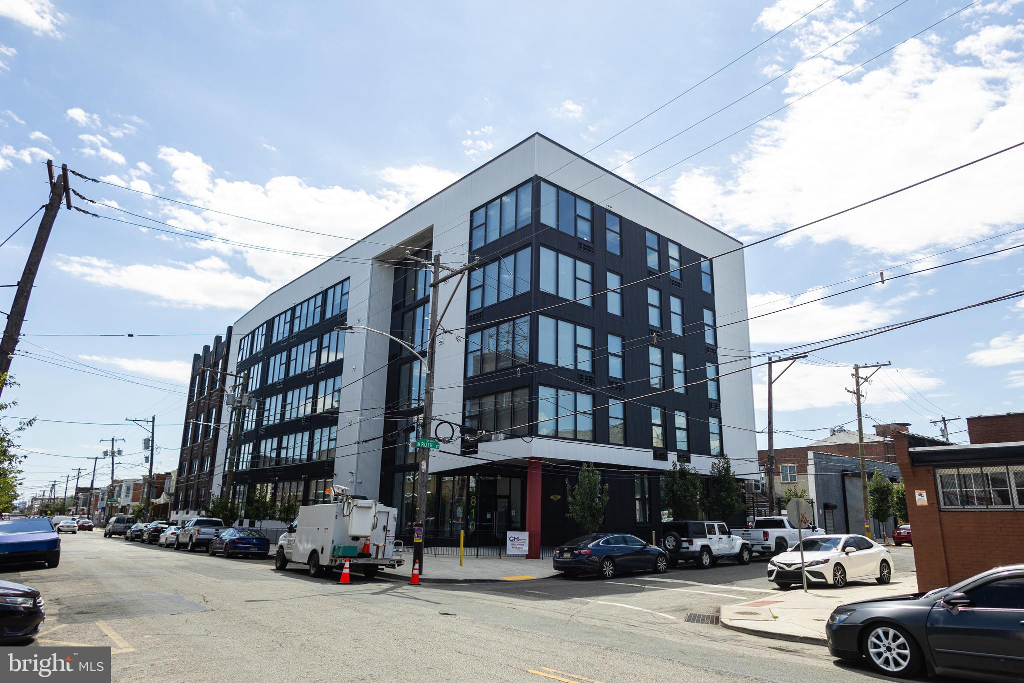 1810 E VENANGO STREET