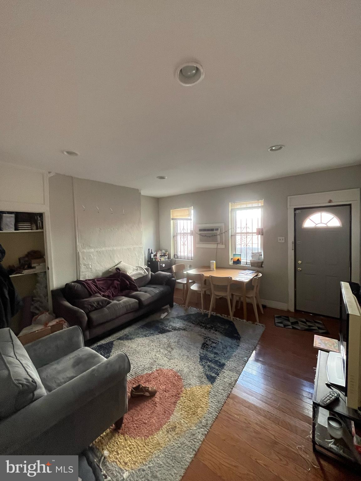 128 S BONSALL STREET