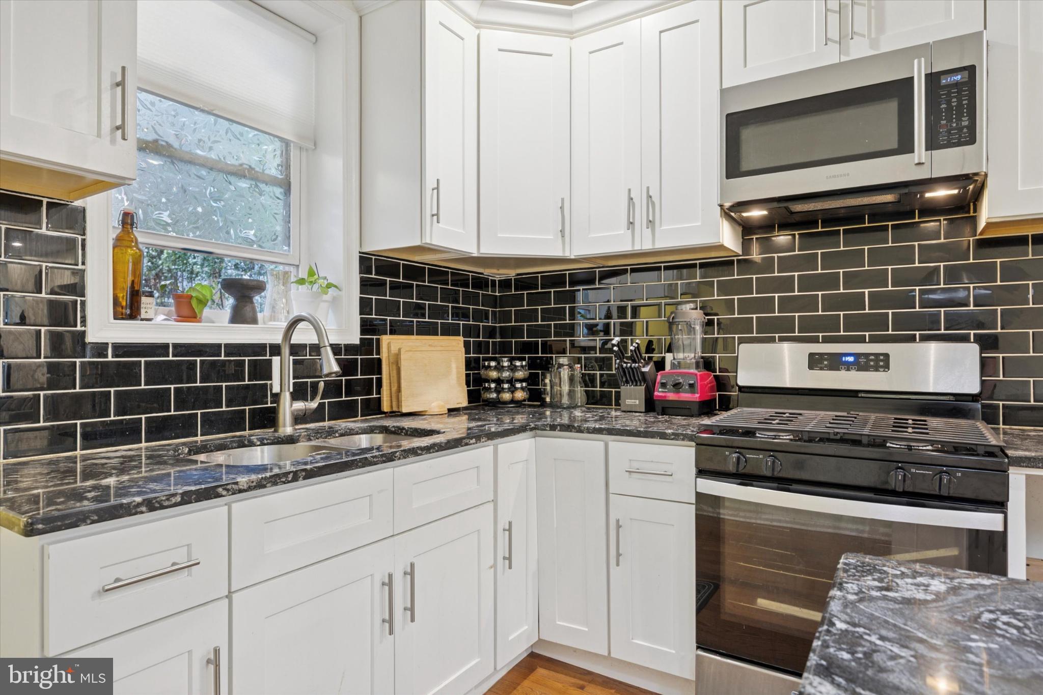 5628 CARPENTER STREET