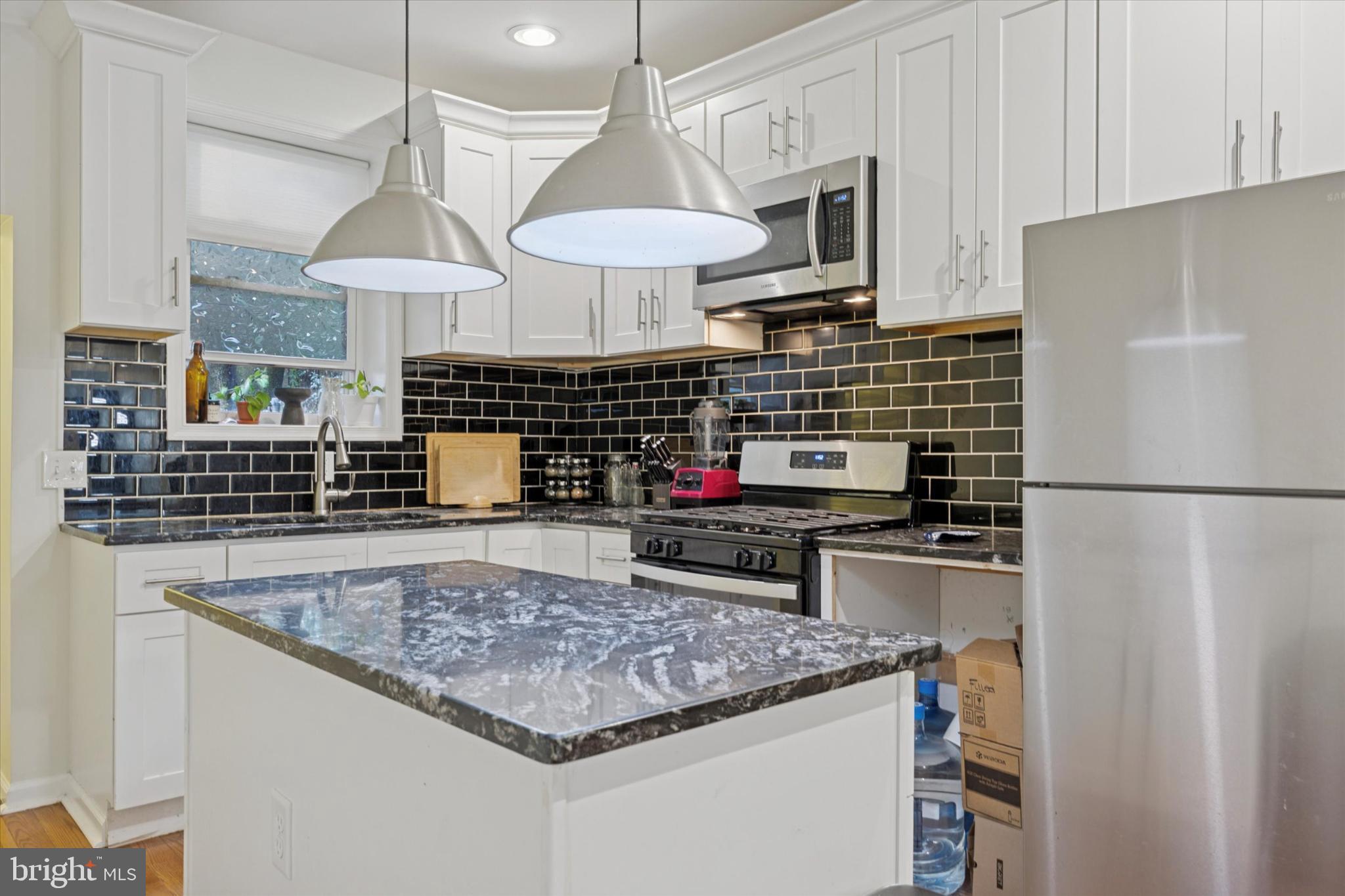 5628 CARPENTER STREET