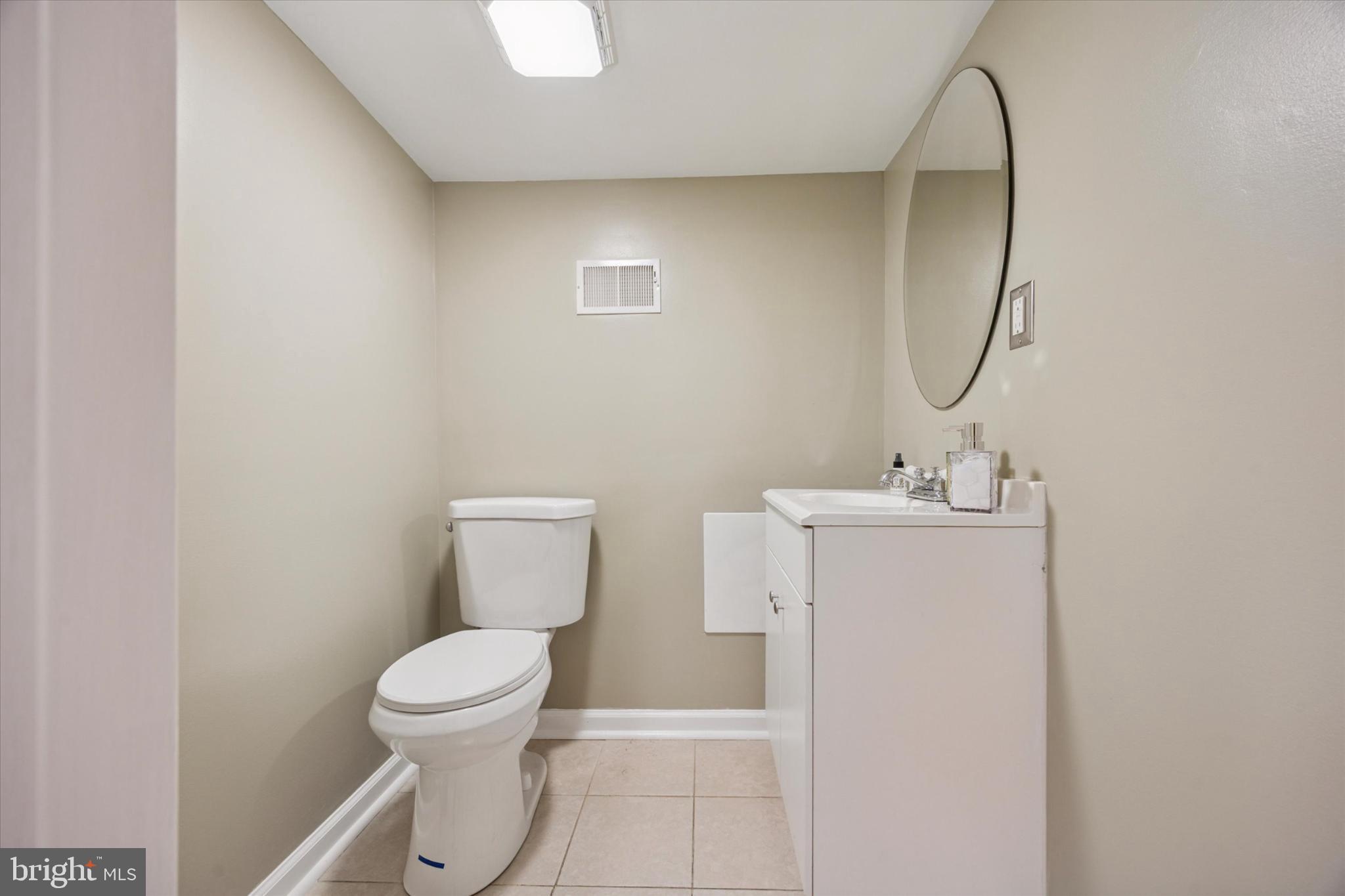 5628 CARPENTER STREET