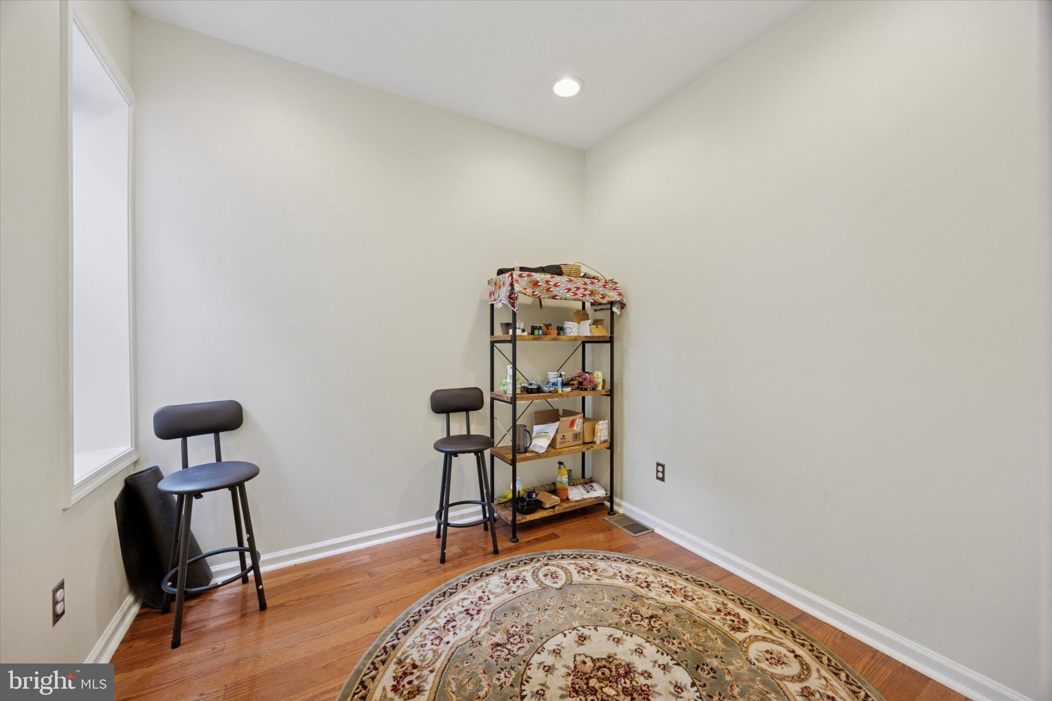 5628 CARPENTER STREET