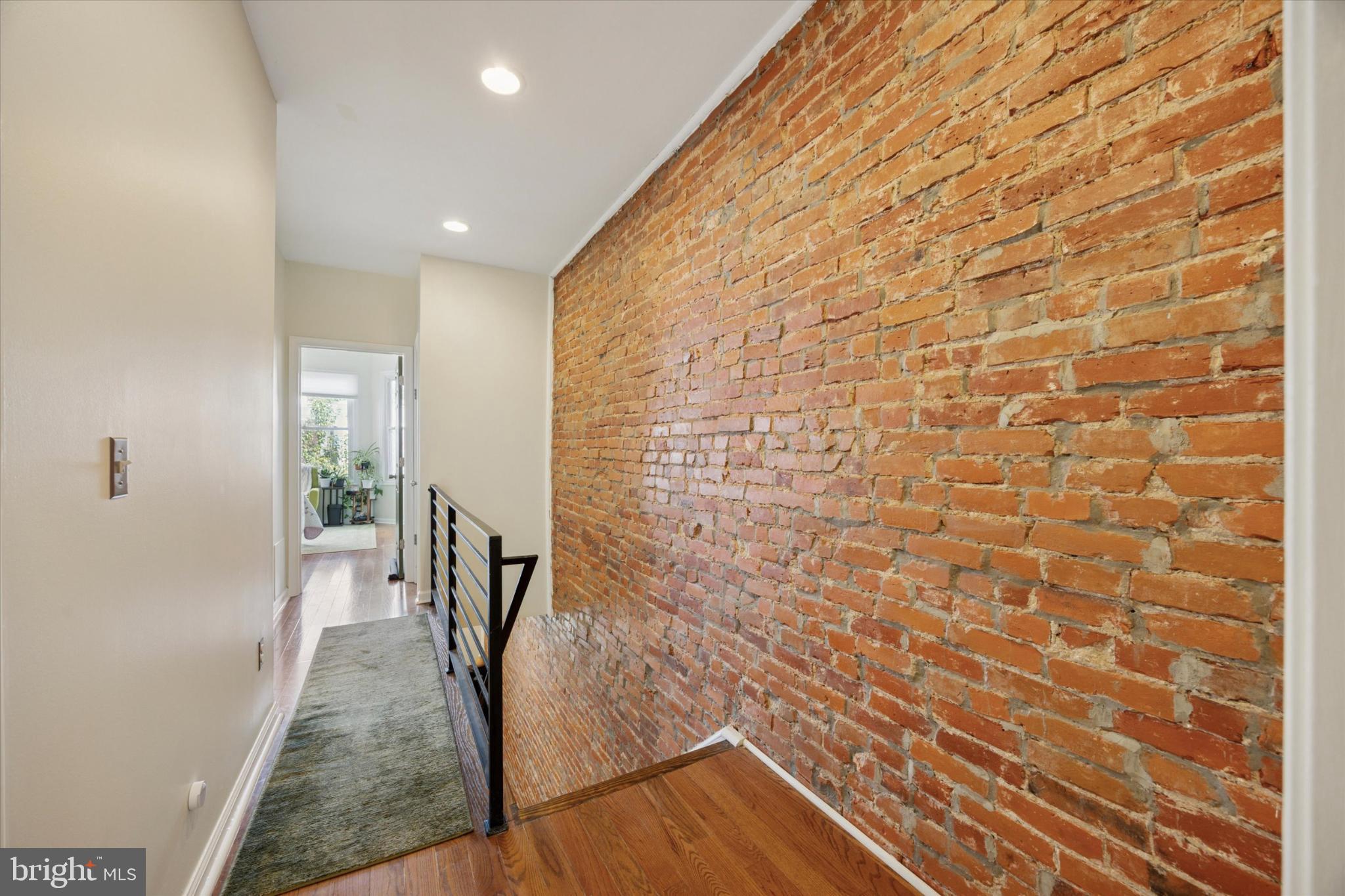 5628 CARPENTER STREET