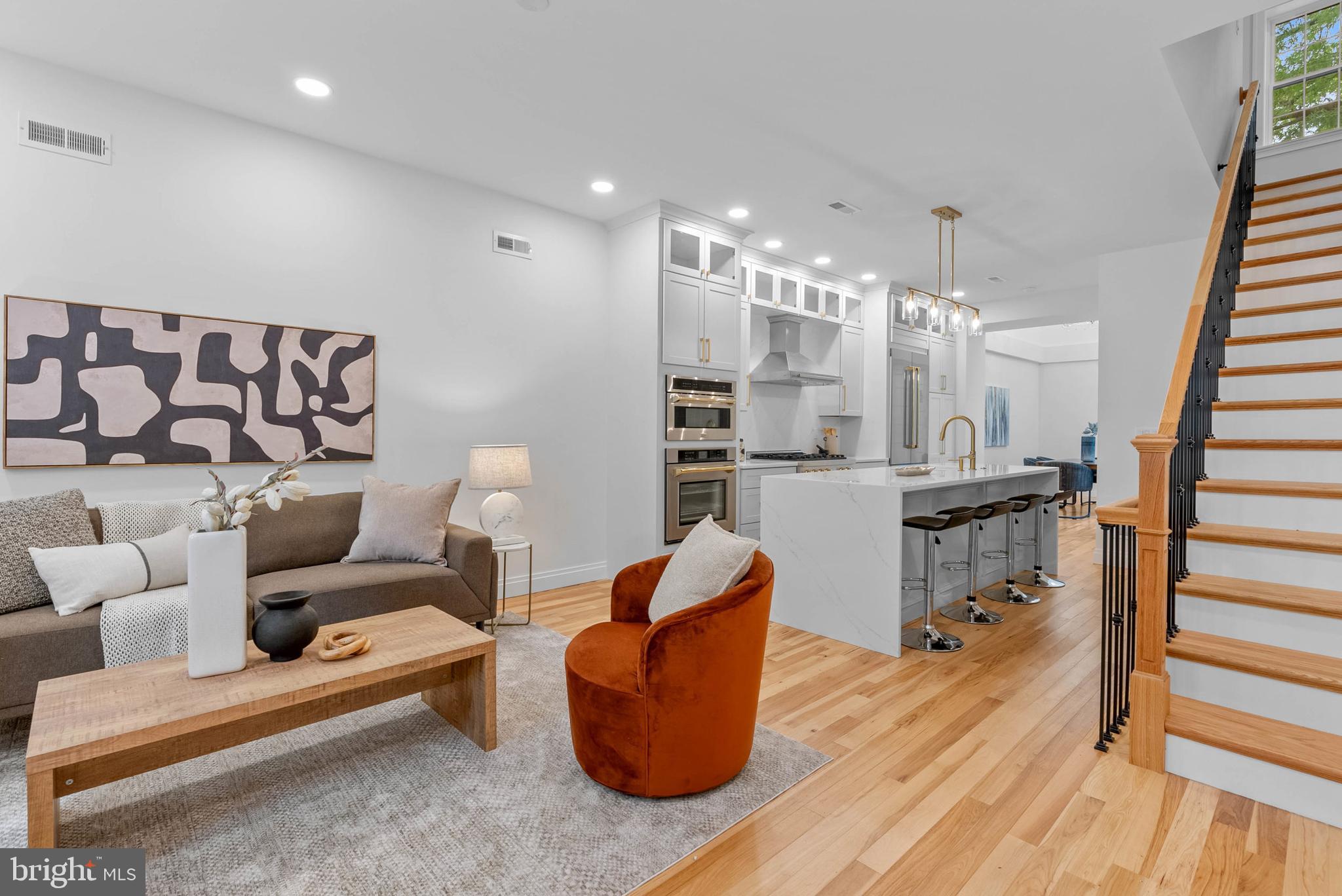202 SPRUCE STREET