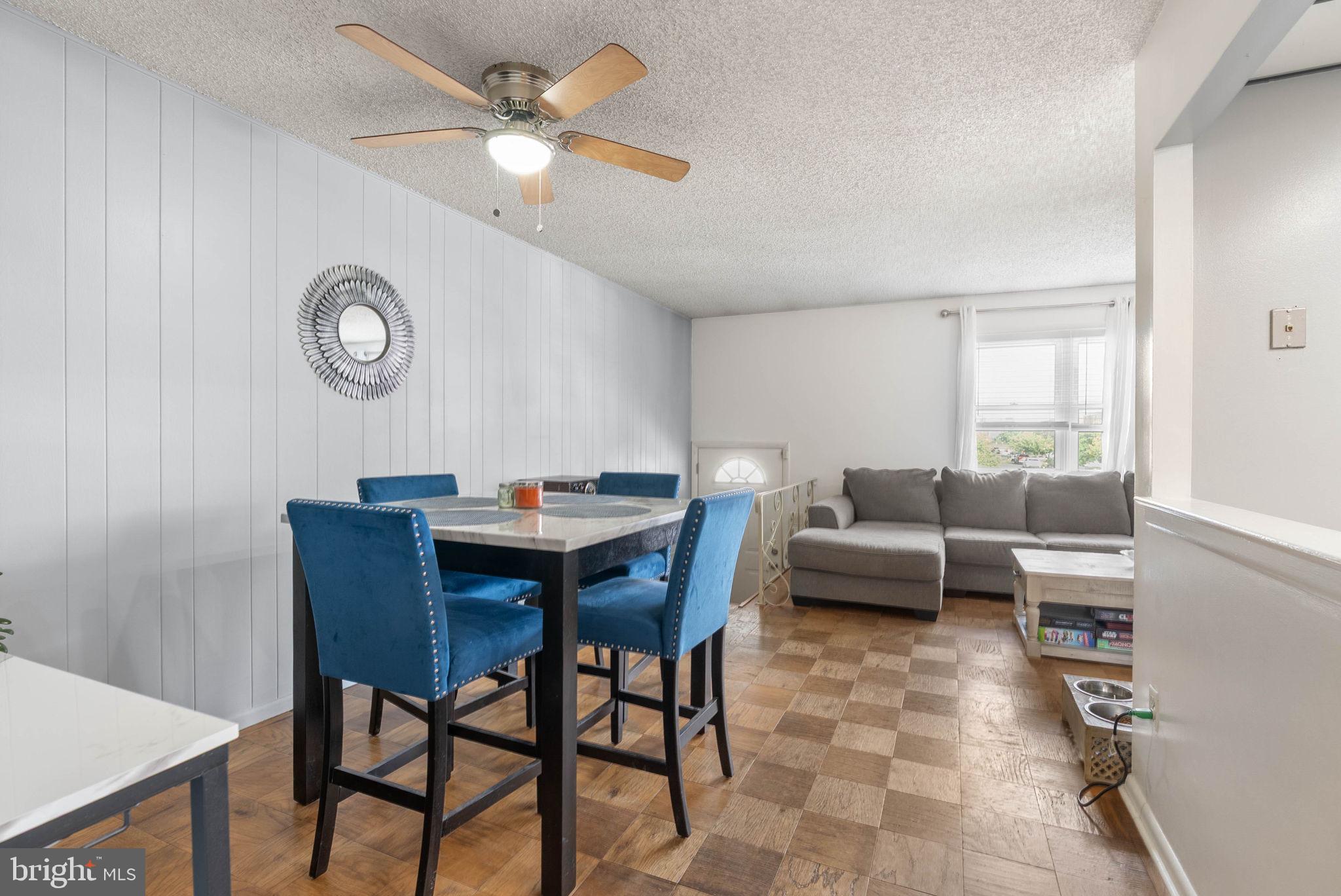 7352 MEADOWLARK PLACE