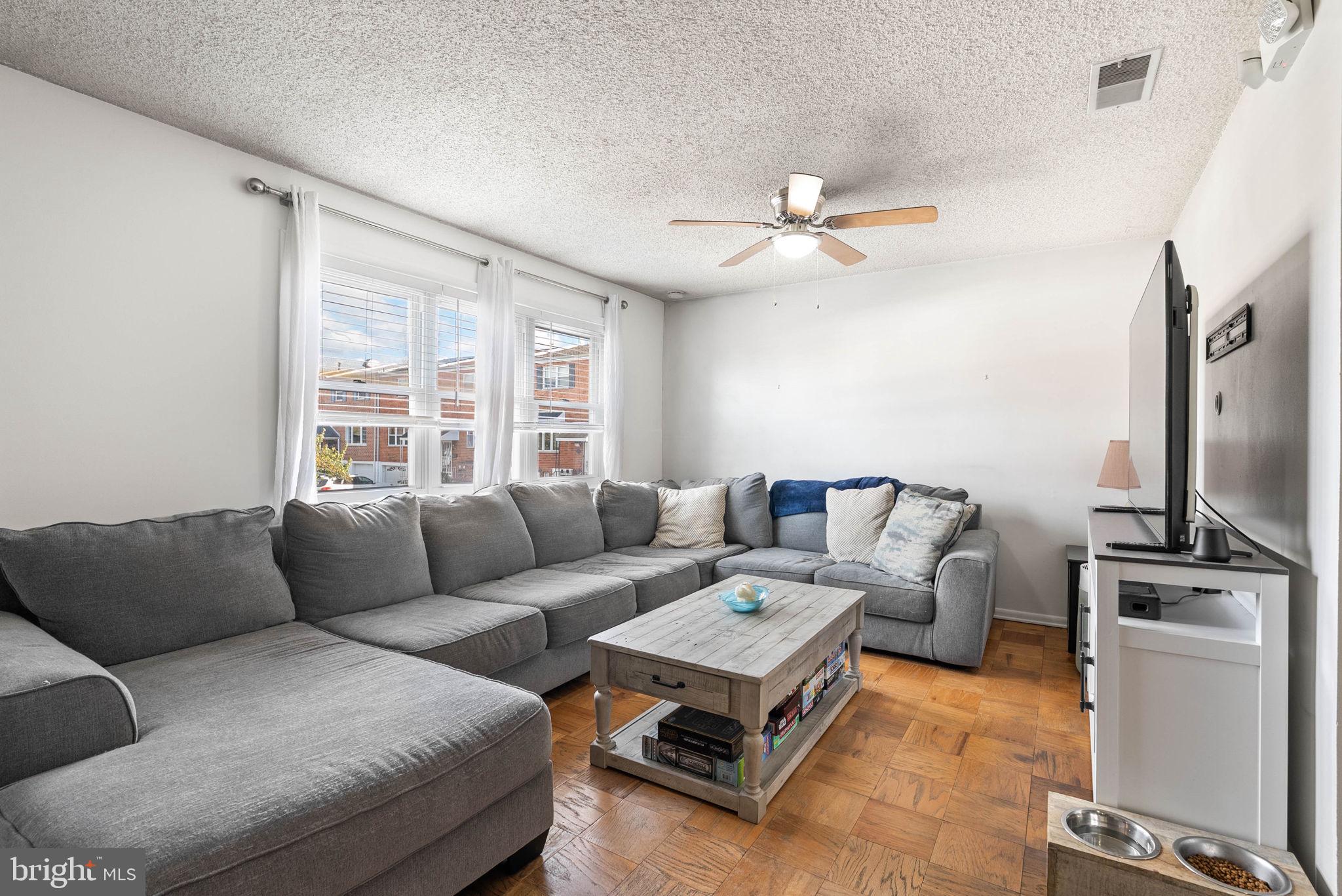 7352 MEADOWLARK PLACE