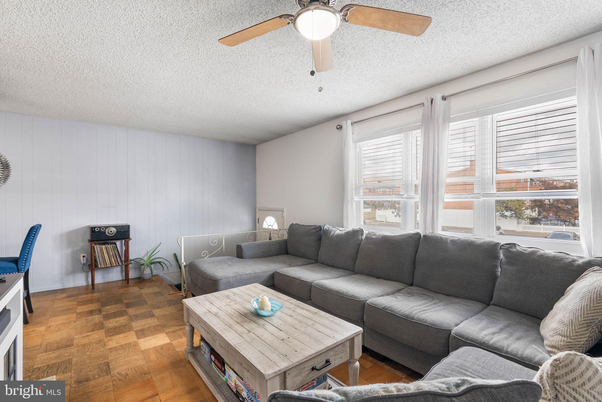 7352 MEADOWLARK PLACE