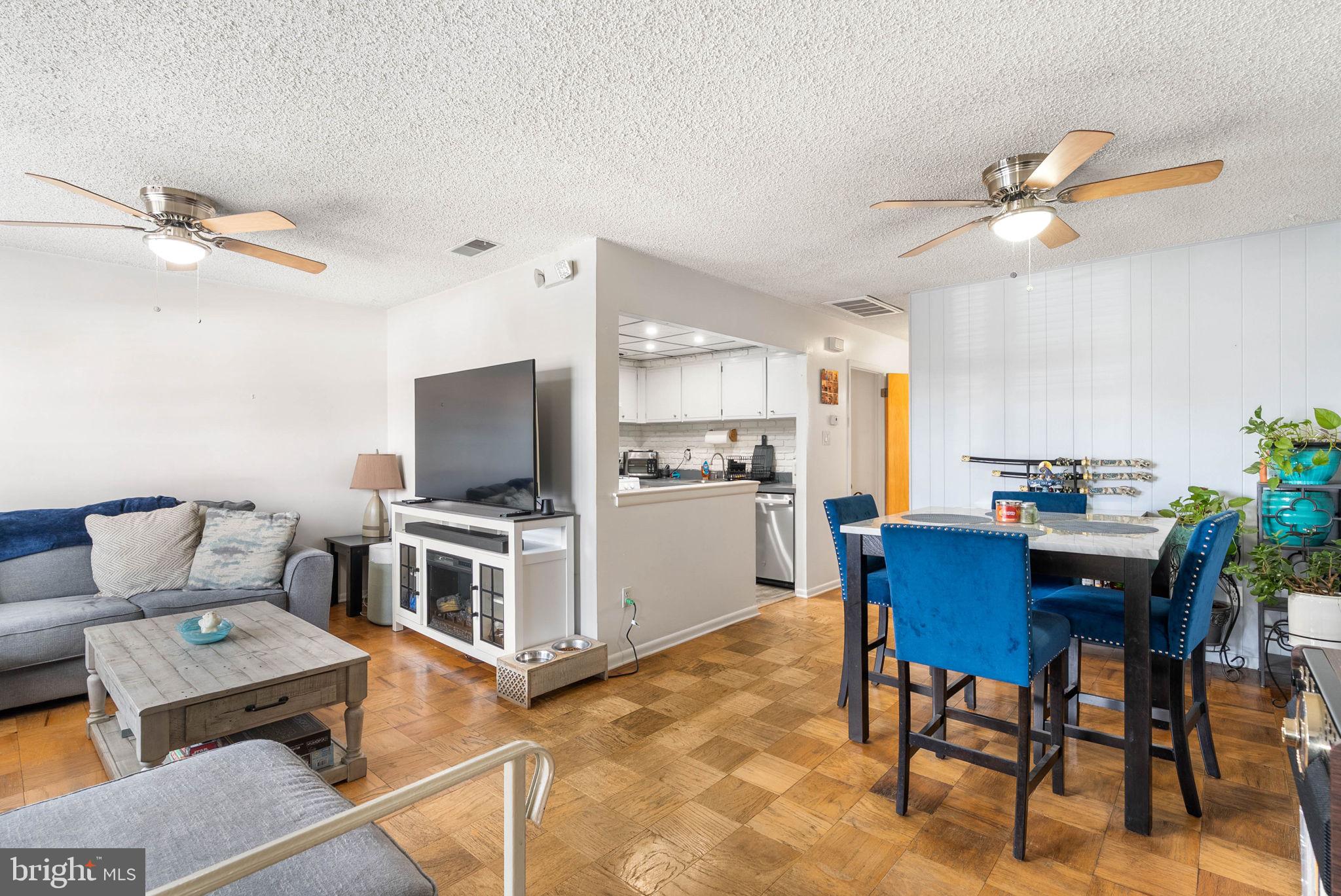 7352 MEADOWLARK PLACE