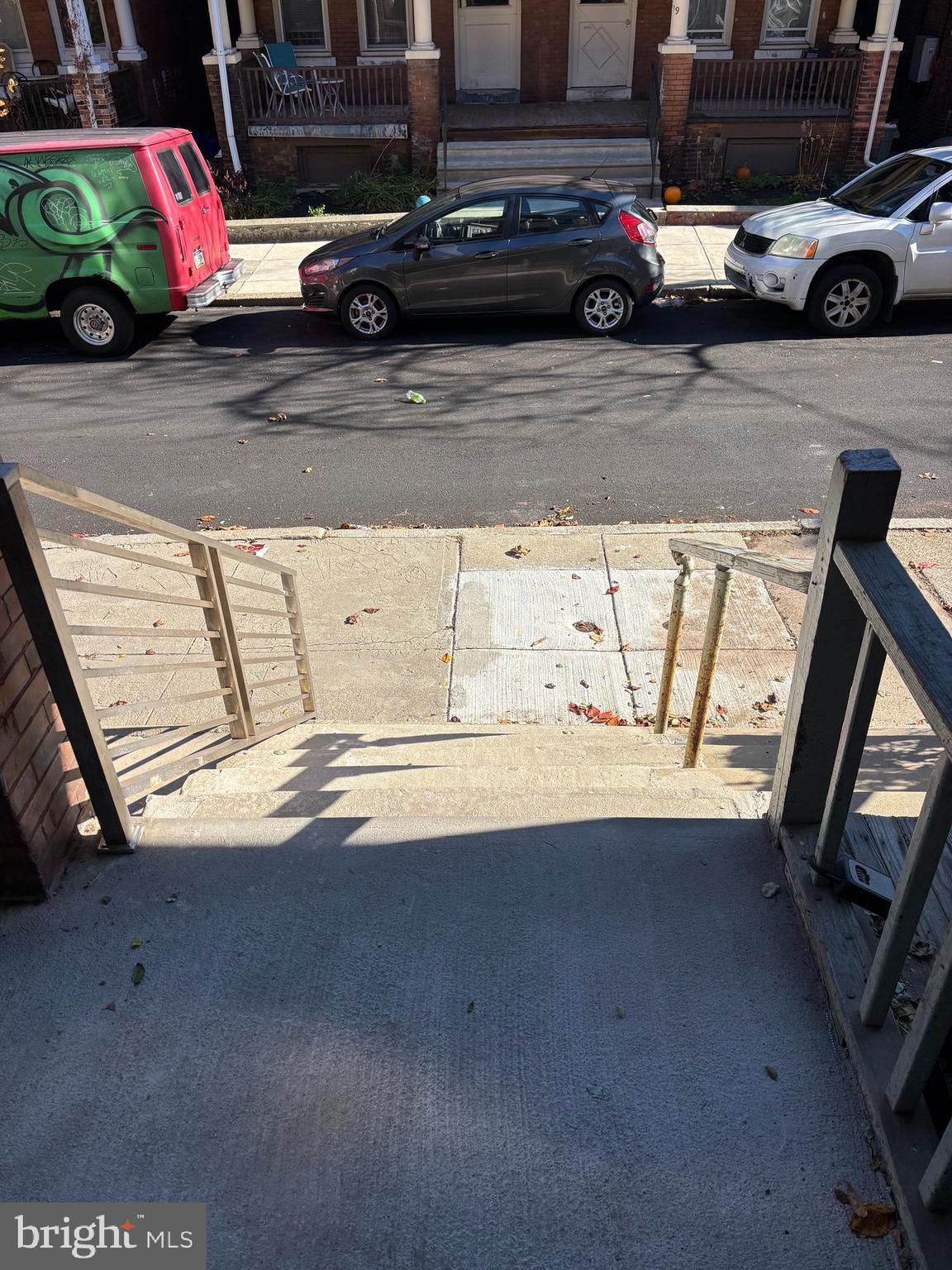 216 BUCKINGHAM PLACE 2