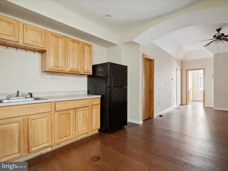 1912 INGERSOLL STREET