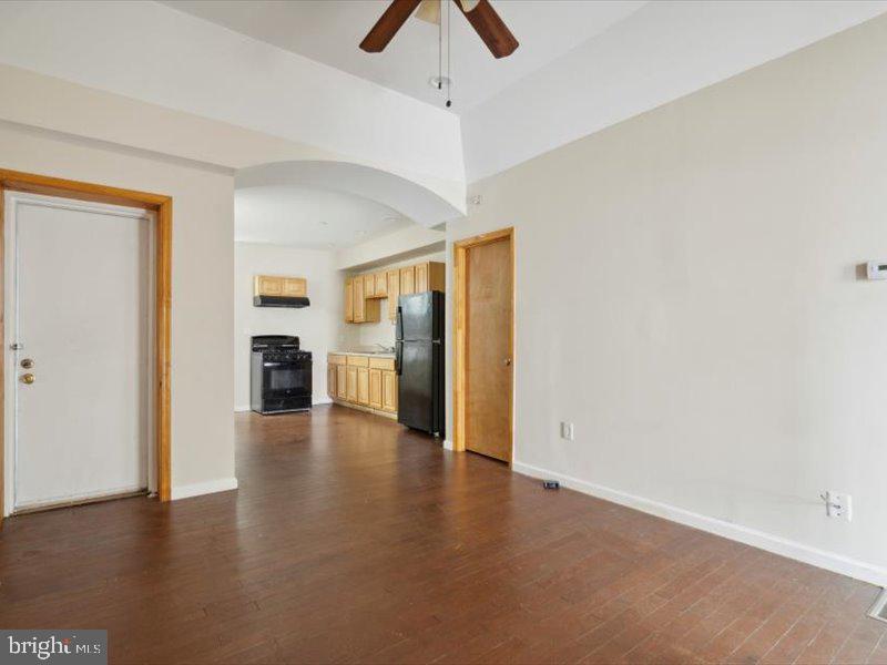 1912 INGERSOLL STREET