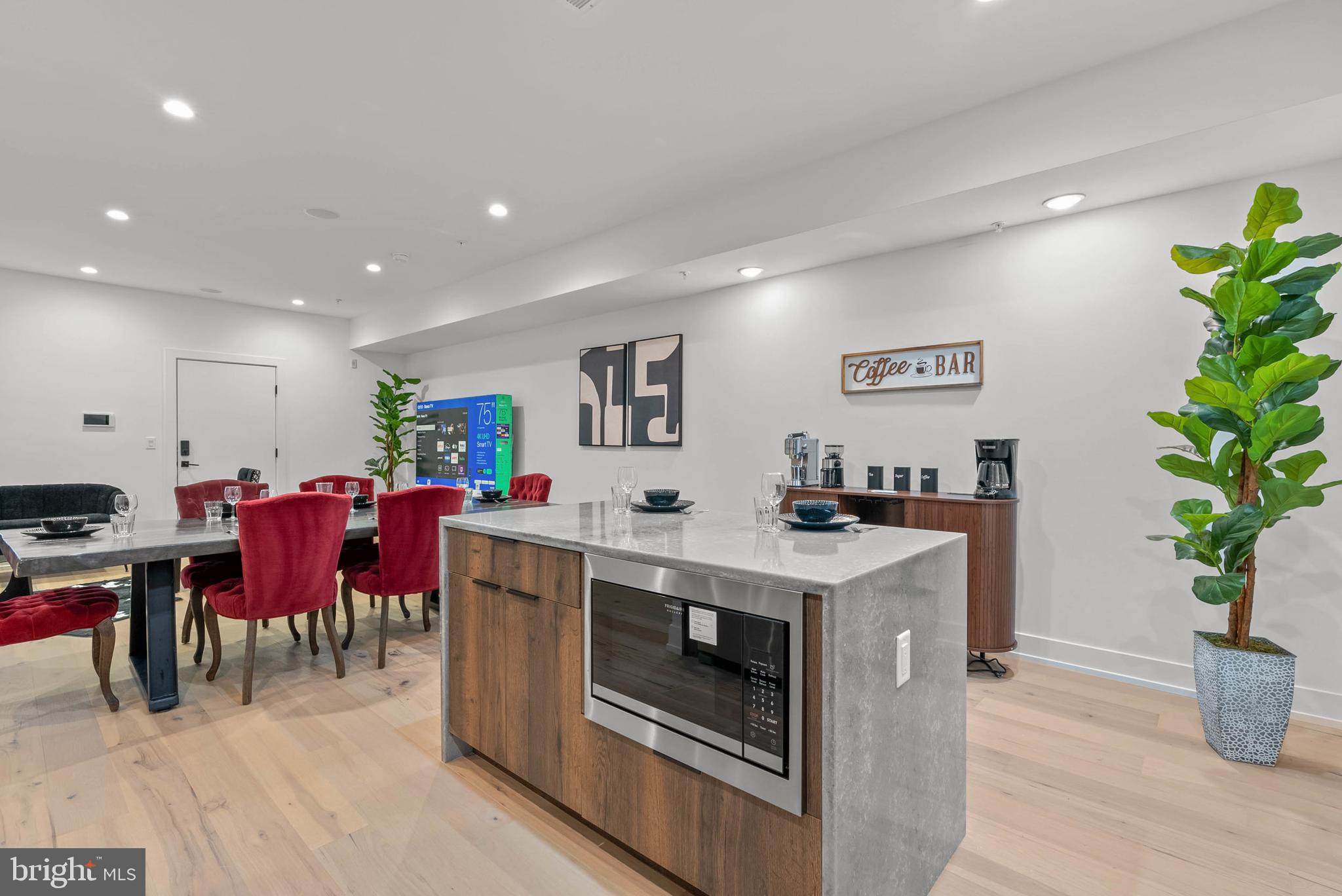 1214 E SUSQUEHANNA AVENUE C