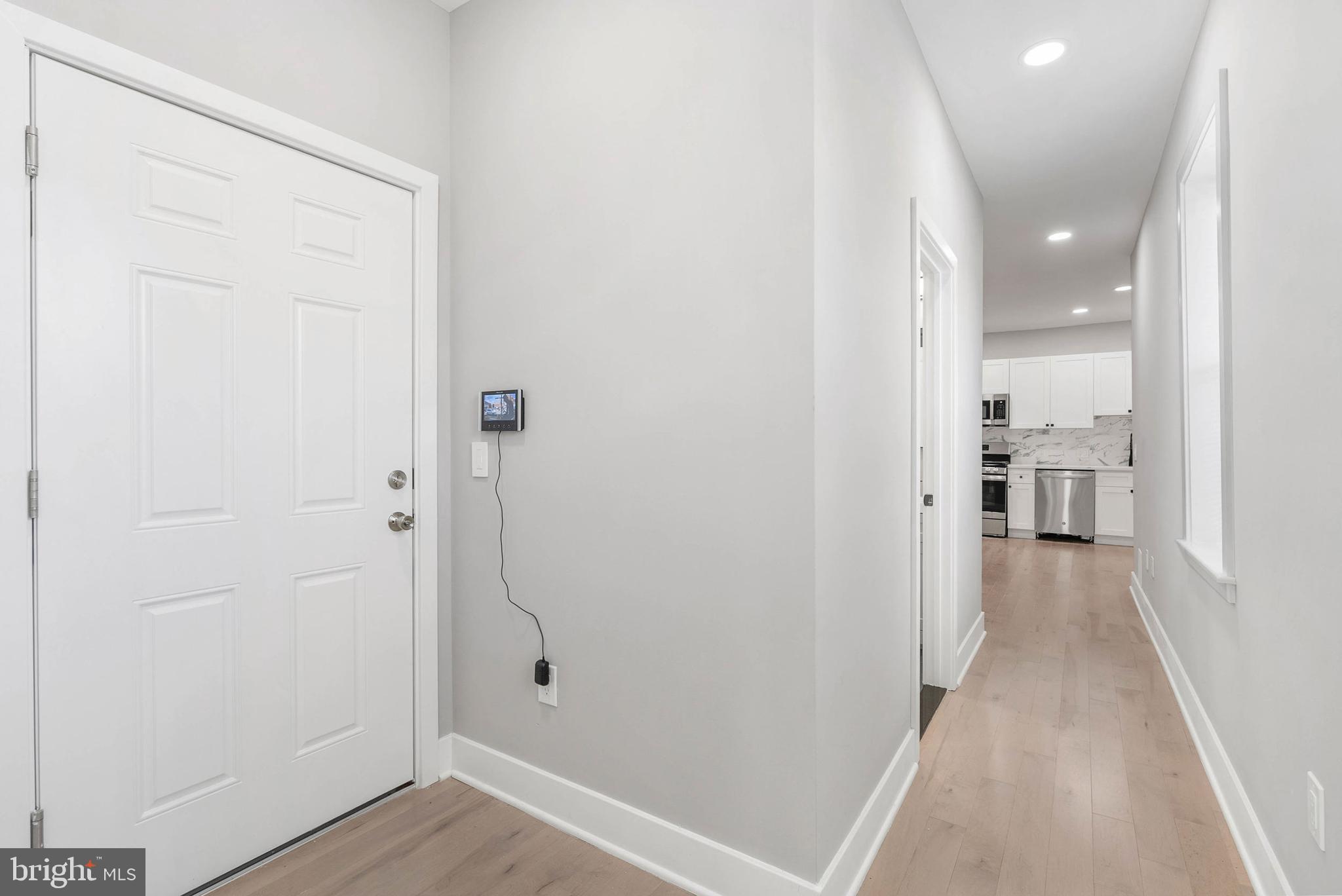 2840 W GIRARD AVENUE