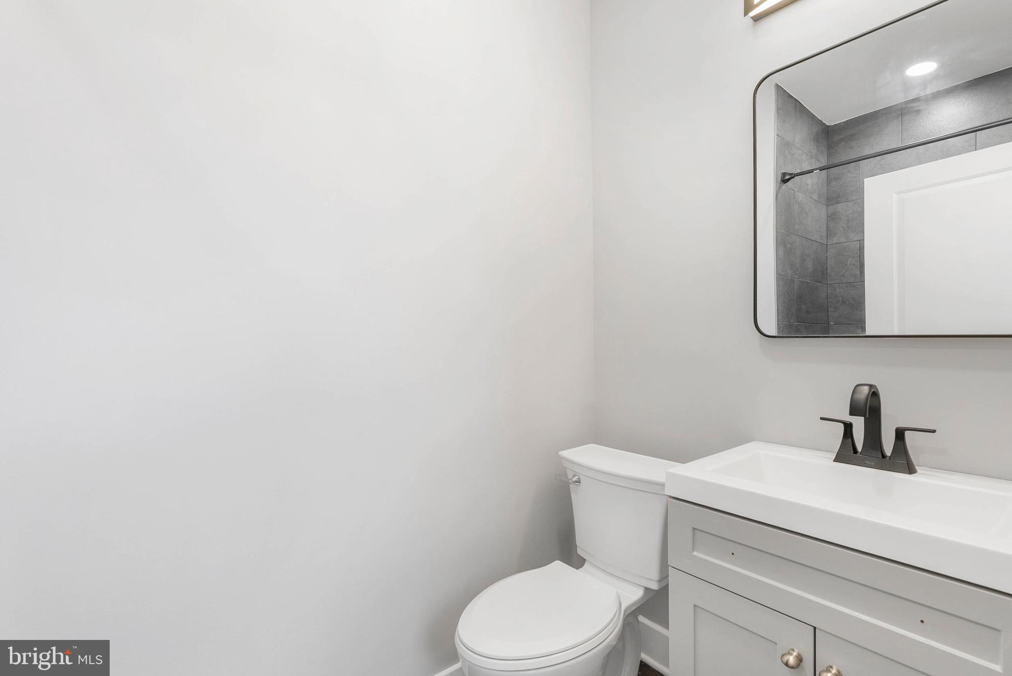 2840 W GIRARD AVENUE