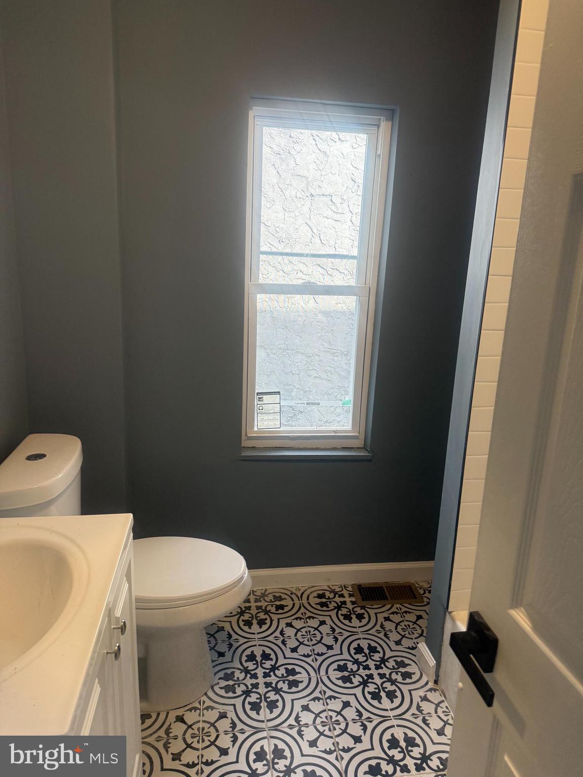 2924 W GORDON STREET