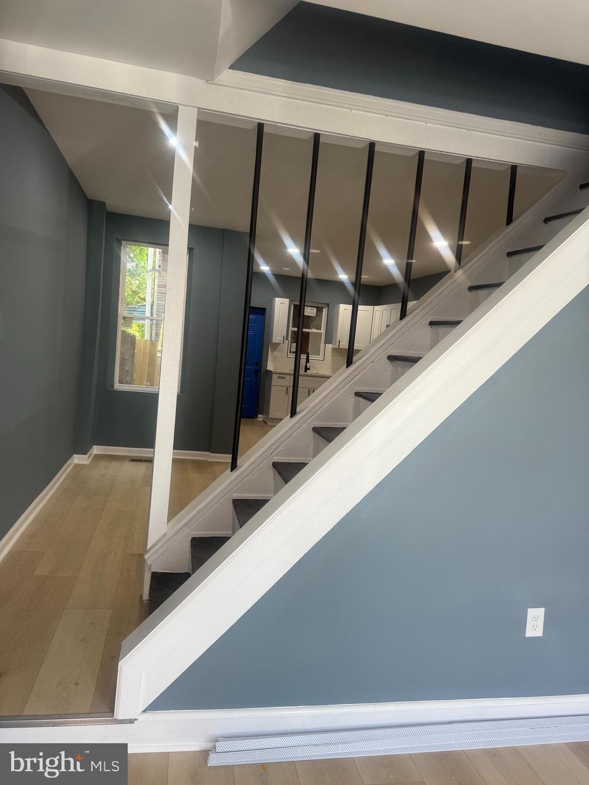 2924 W GORDON STREET