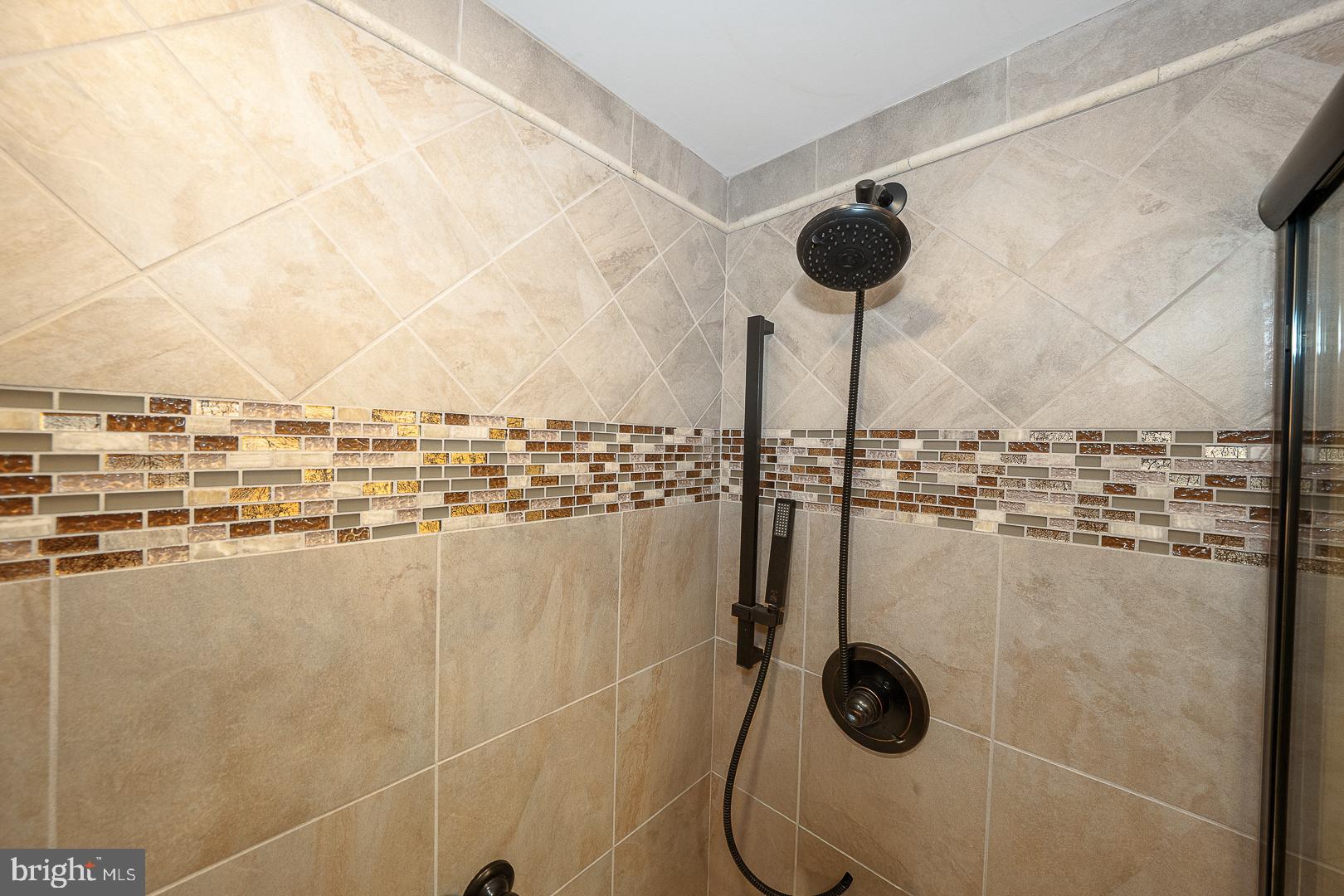 1900 JOHN F KENNEDY BOULEVARD 1012