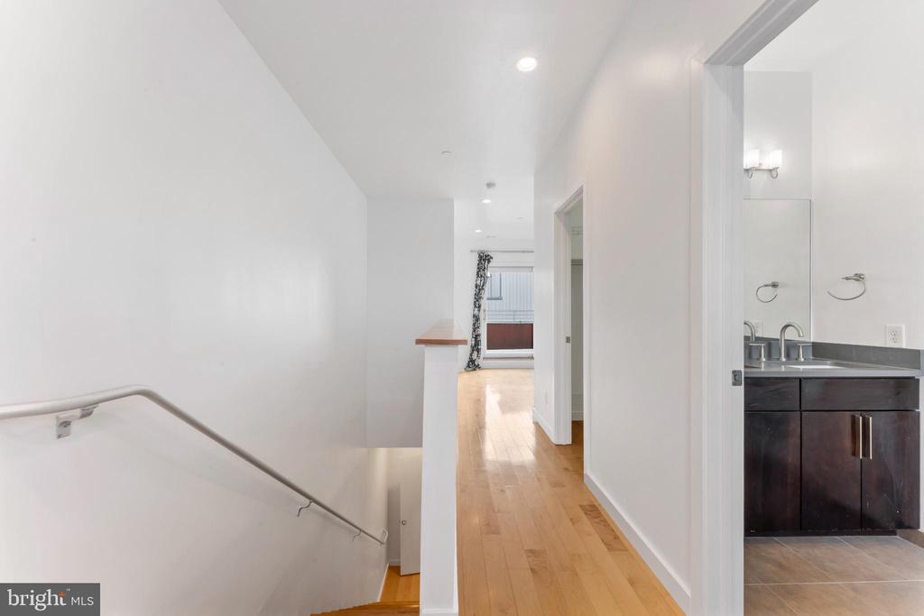 333 GREEN STREET 7