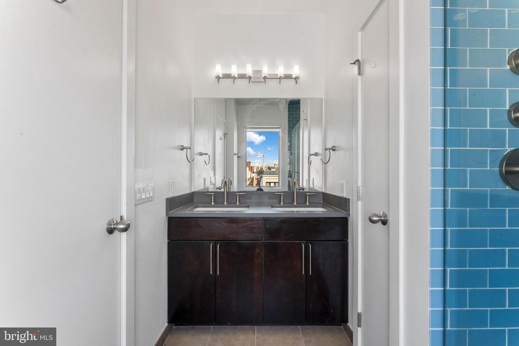 333 GREEN STREET 7