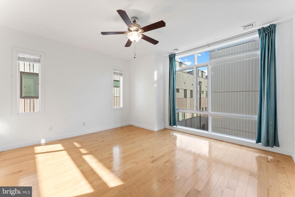 333 GREEN STREET 7