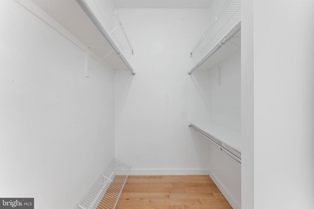 333 GREEN STREET 7