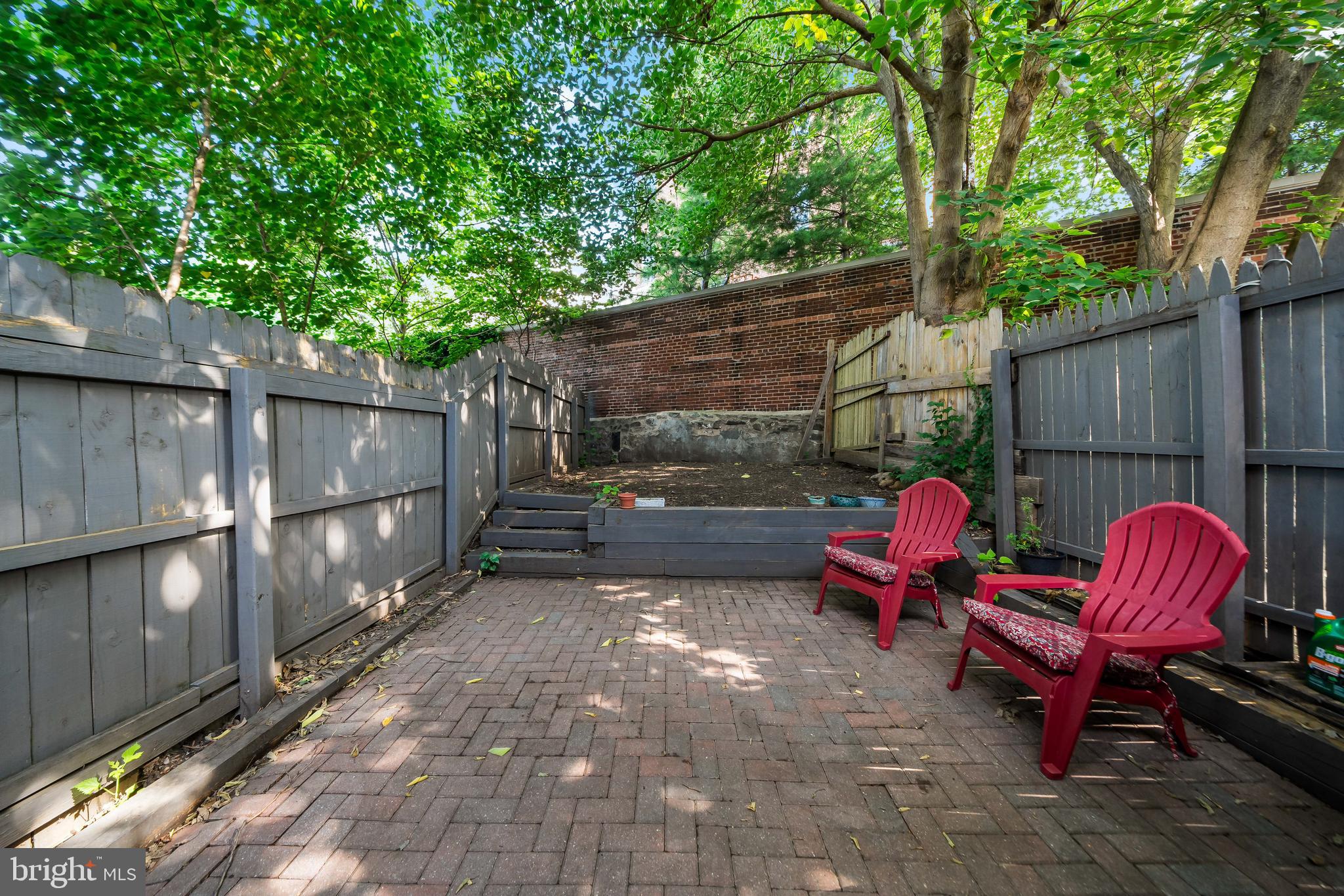 2615 CATHARINE STREET